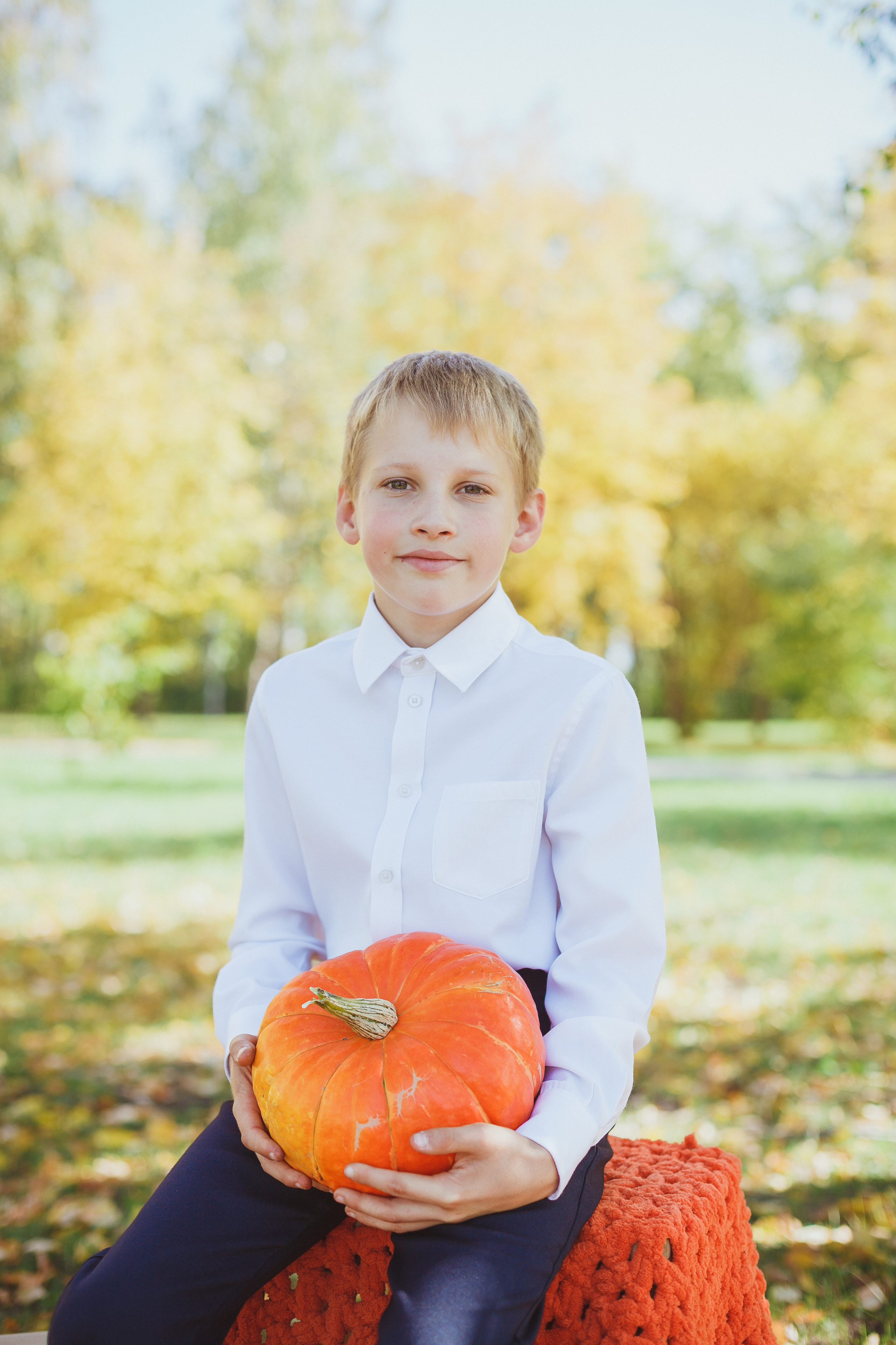 Школьная фотосессия на 31 августа. 1,2,3 сентября. Портреты детей 4-6 штук. Групповые общие 2-5 шт. Цена 450р. Семейный и детский фотограф в Сухом Логу Ольга Кайгородова