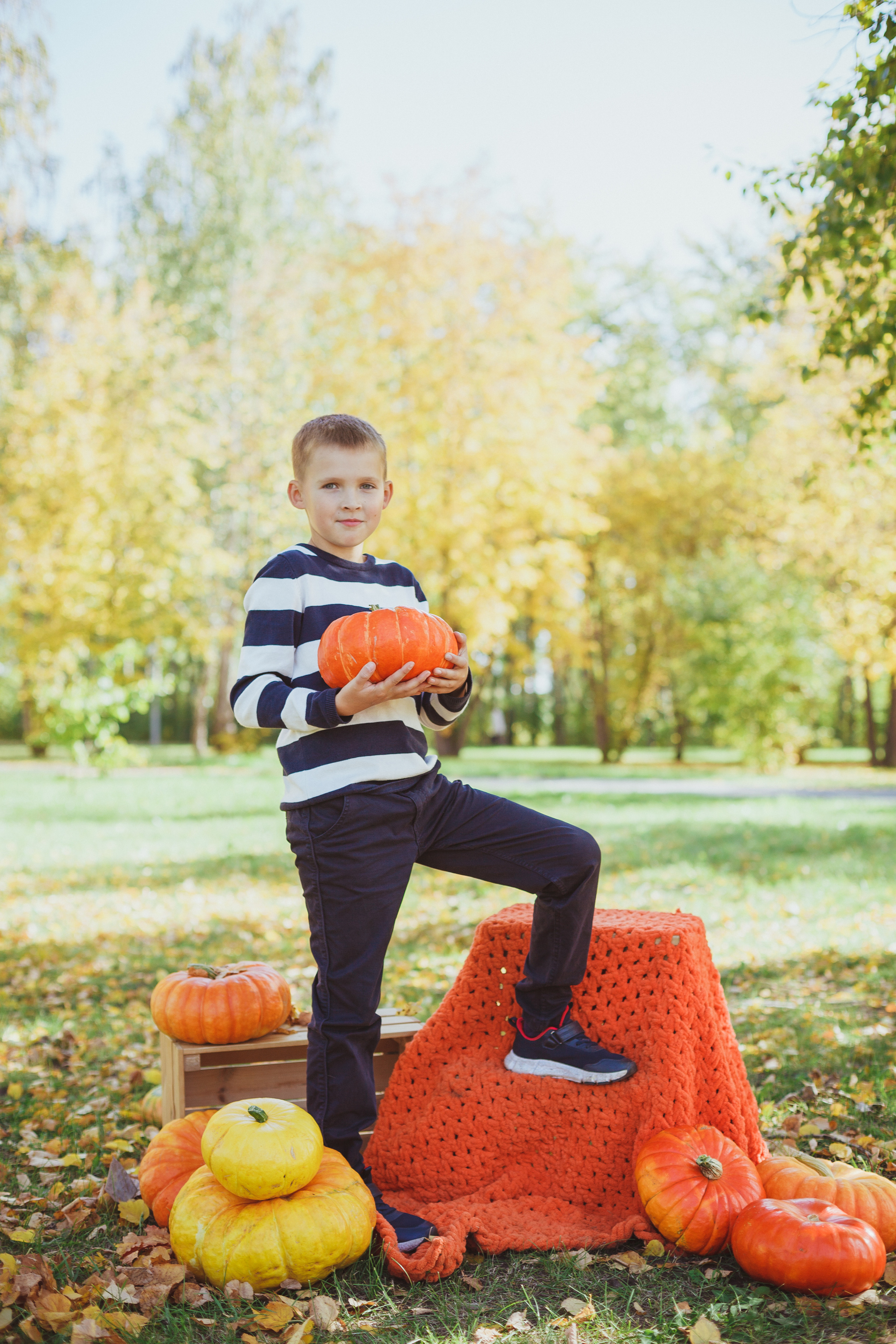 Школьная фотосессия на 31 августа. 1,2,3 сентября. Портреты детей 4-6 штук. Групповые общие 2-5 шт. Цена 450р. Семейный и детский фотограф в Сухом Логу Ольга Кайгородова