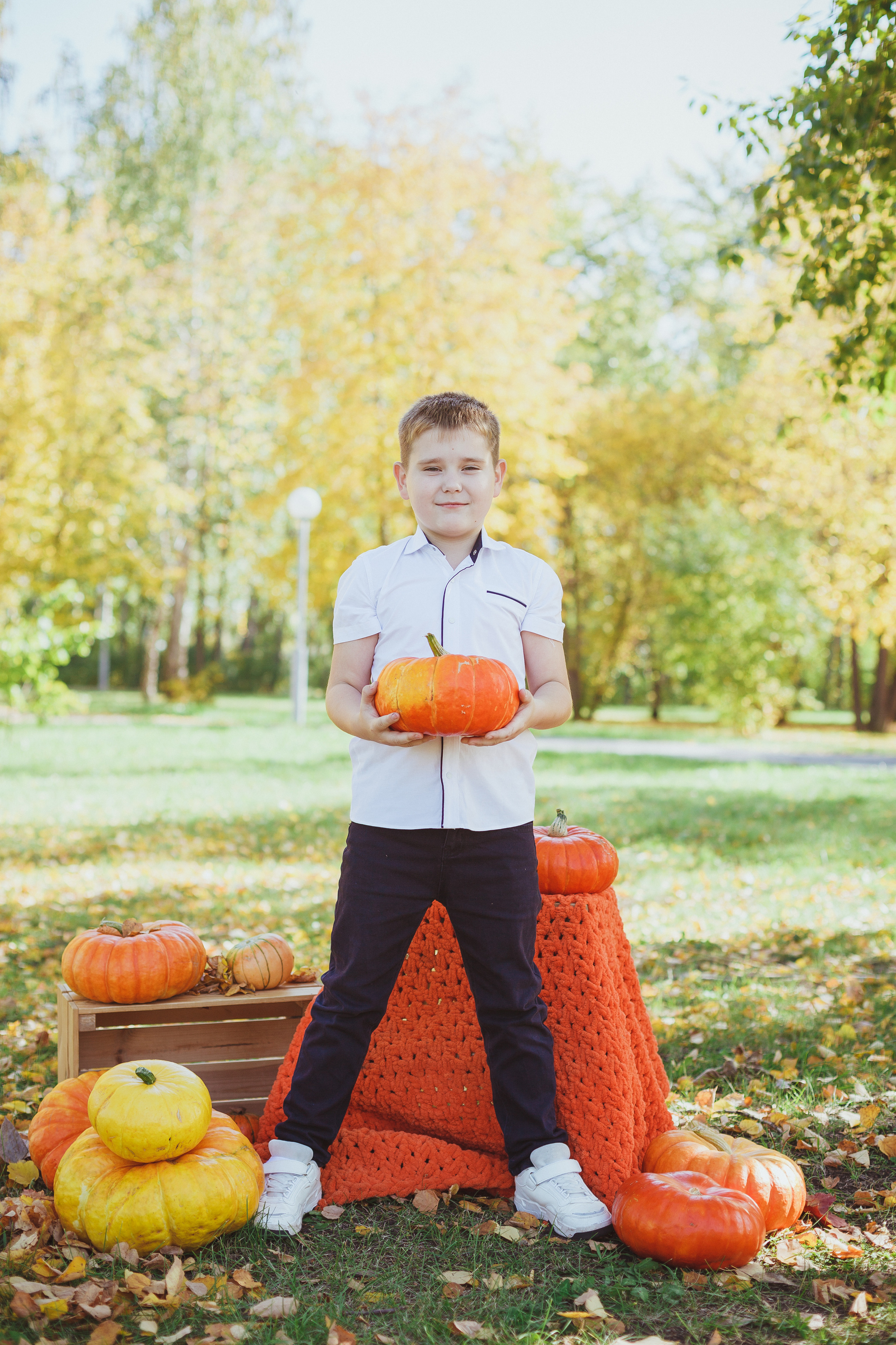 Школьная фотосессия на 31 августа. 1,2,3 сентября. Портреты детей 4-6 штук. Групповые общие 2-5 шт. Цена 450р. Семейный и детский фотограф в Сухом Логу Ольга Кайгородова