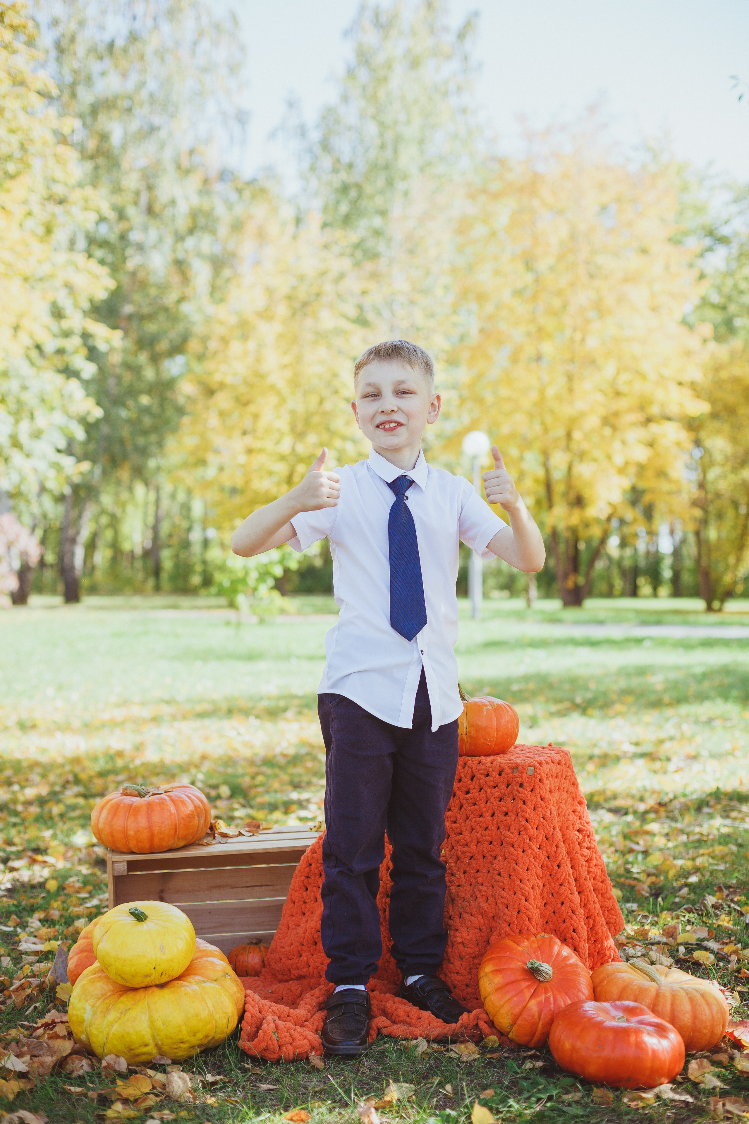 Школьная фотосессия на 31 августа. 1,2,3 сентября. Портреты детей 4-6 штук. Групповые общие 2-5 шт. Цена 450р. Семейный и детский фотограф в Сухом Логу Ольга Кайгородова