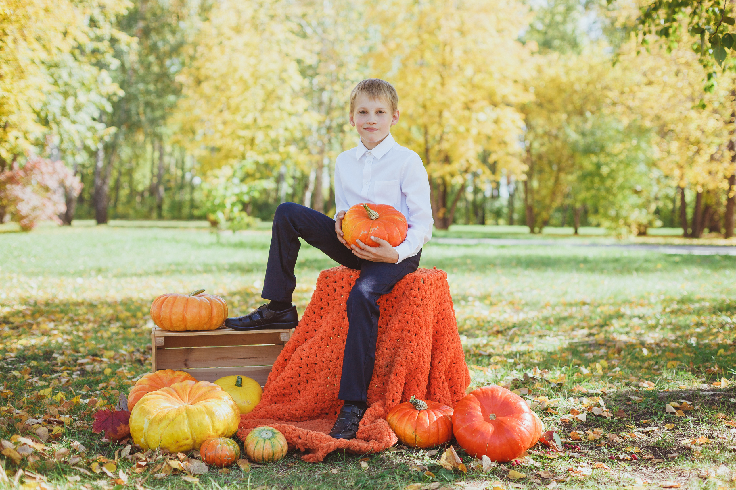 Школьная фотосессия на 31 августа. 1,2,3 сентября. Портреты детей 4-6 штук. Групповые общие 2-5 шт. Цена 450р. Семейный и детский фотограф в Сухом Логу Ольга Кайгородова