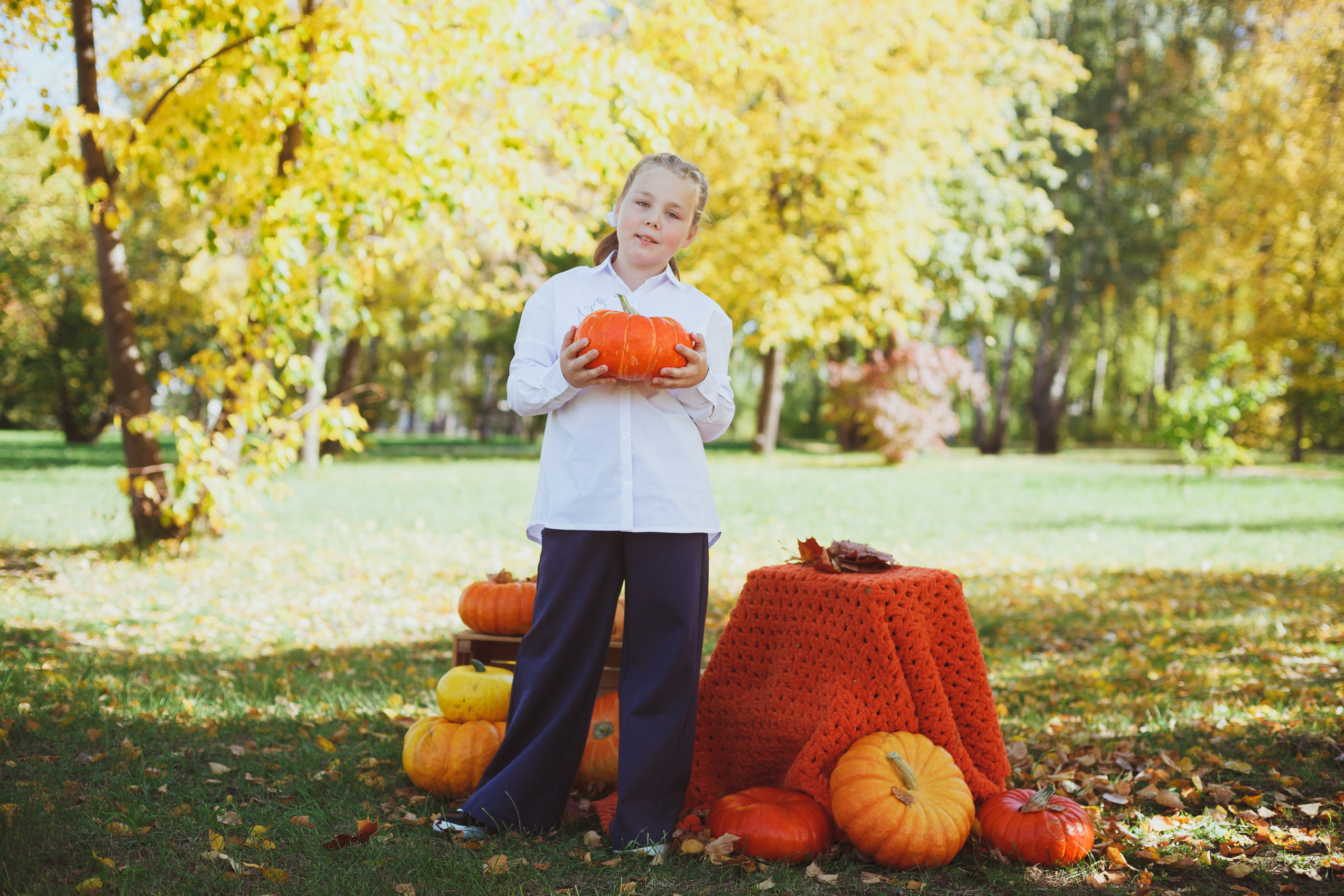 Школьная фотосессия на 31 августа. 1,2,3 сентября. Портреты детей 4-6 штук. Групповые общие 2-5 шт. Цена 450р. Семейный и детский фотограф в Сухом Логу Ольга Кайгородова