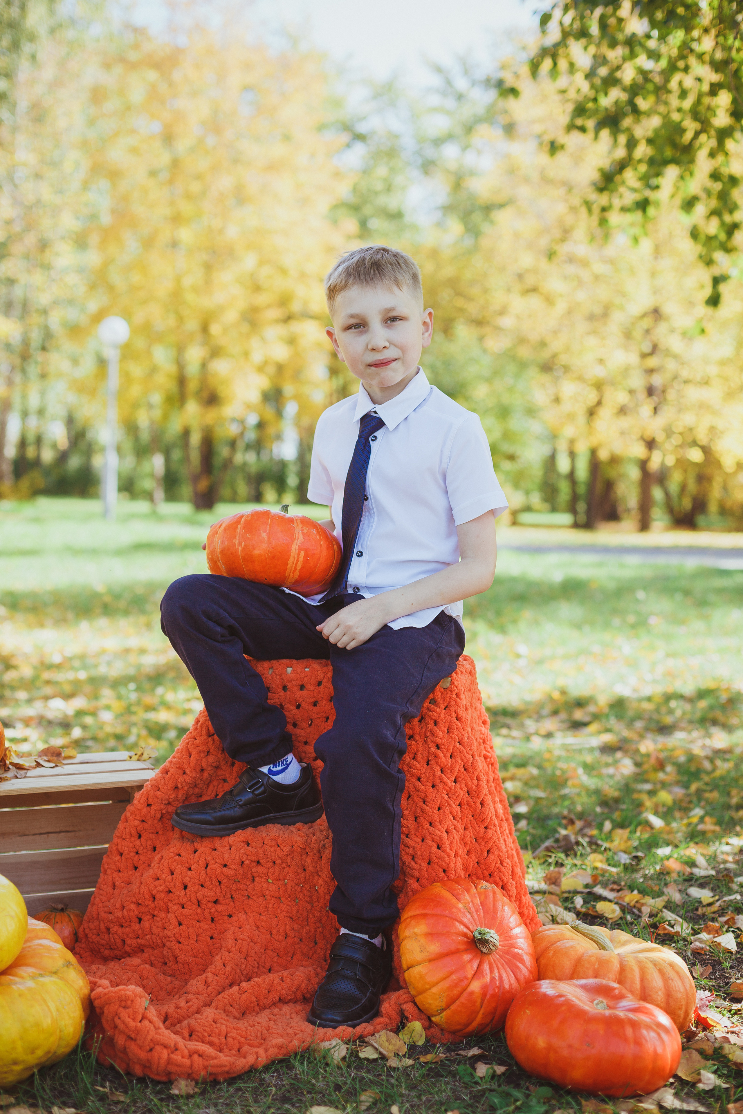 Школьная фотосессия на 31 августа. 1,2,3 сентября. Портреты детей 4-6 штук. Групповые общие 2-5 шт. Цена 450р. Семейный и детский фотограф в Сухом Логу Ольга Кайгородова