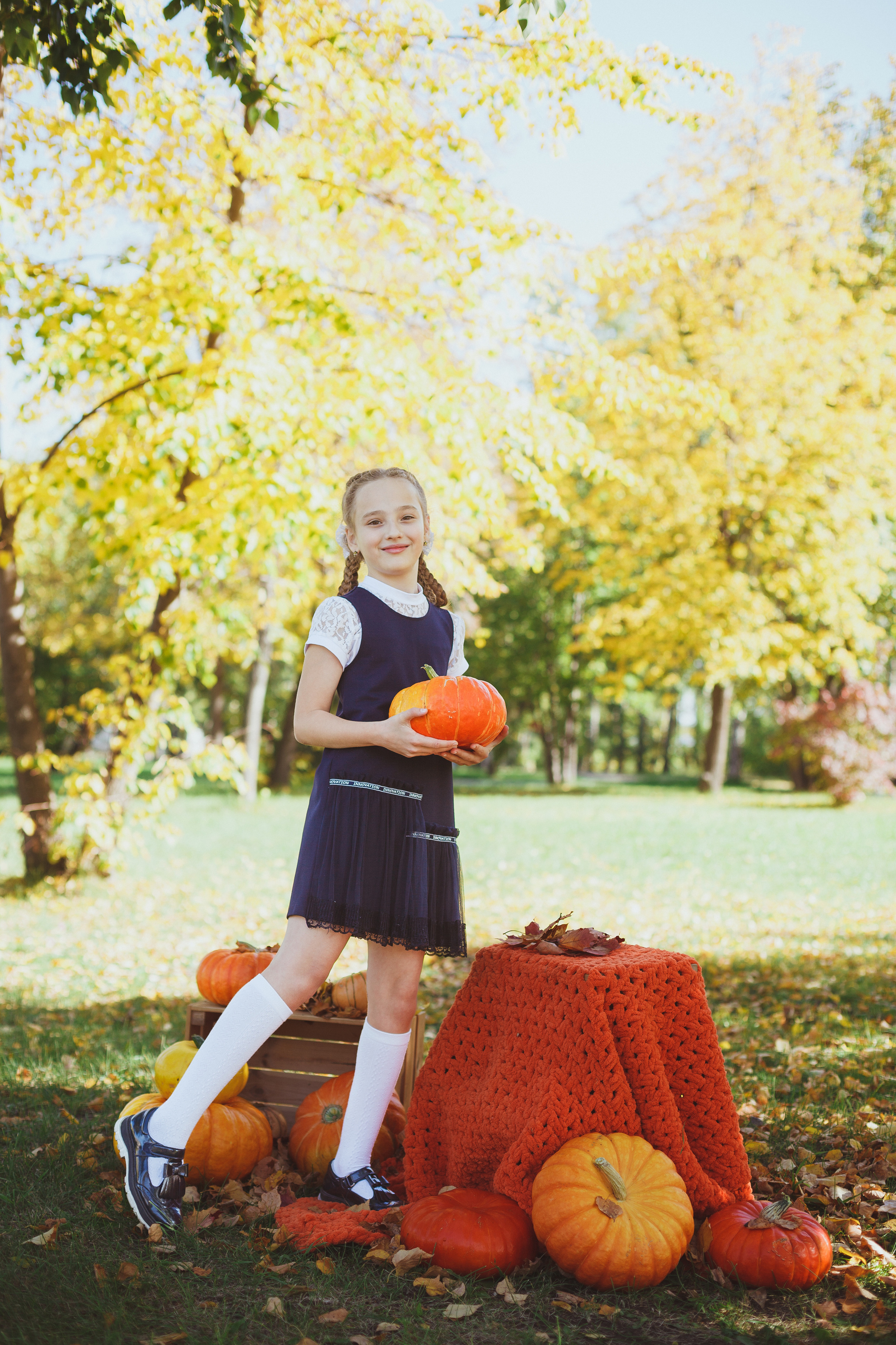 Школьная фотосессия на 31 августа. 1,2,3 сентября. Портреты детей 4-6 штук. Групповые общие 2-5 шт. Цена 450р. Семейный и детский фотограф в Сухом Логу Ольга Кайгородова