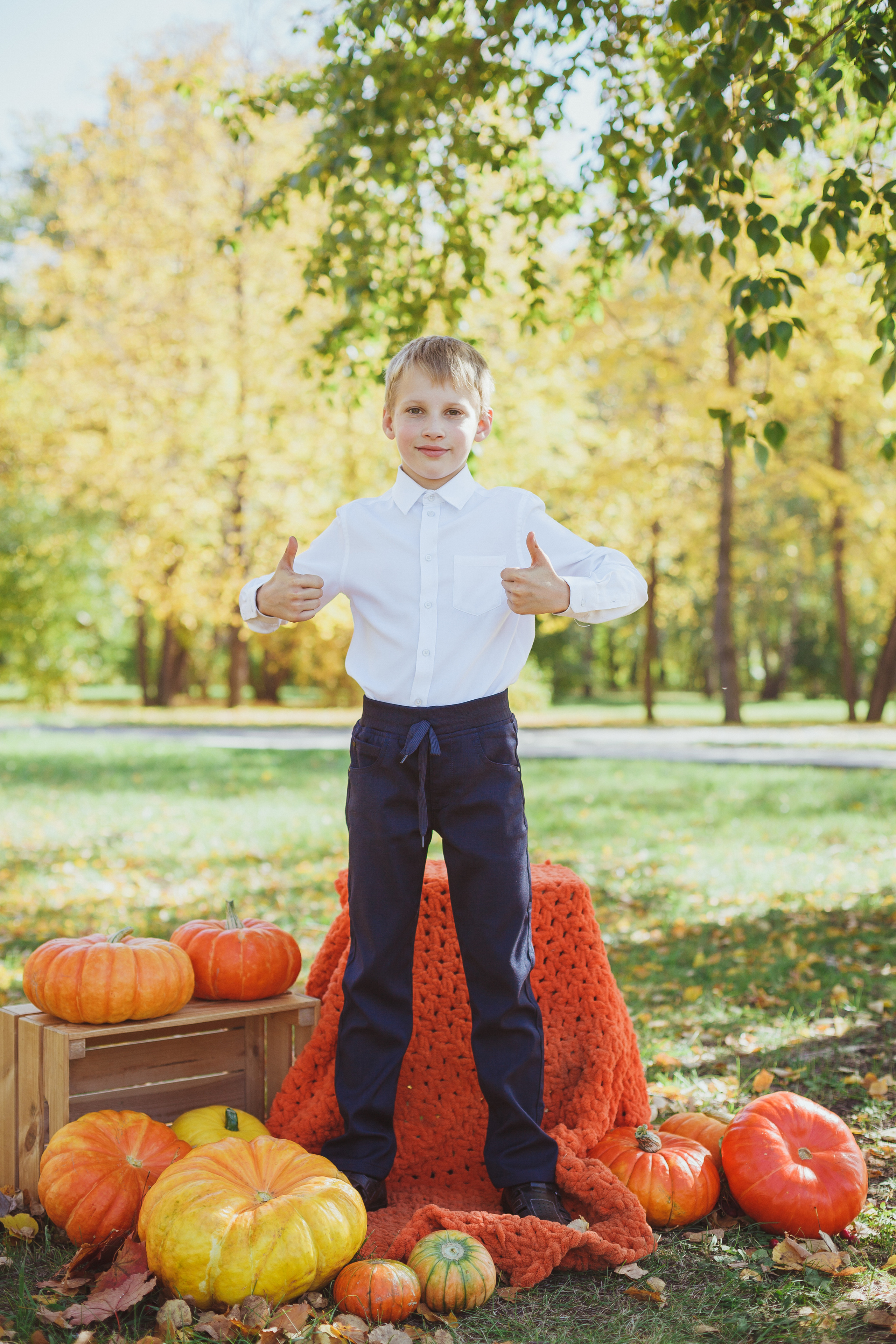 Школьная фотосессия на 31 августа. 1,2,3 сентября. Портреты детей 4-6 штук. Групповые общие 2-5 шт. Цена 450р. Семейный и детский фотограф в Сухом Логу Ольга Кайгородова
