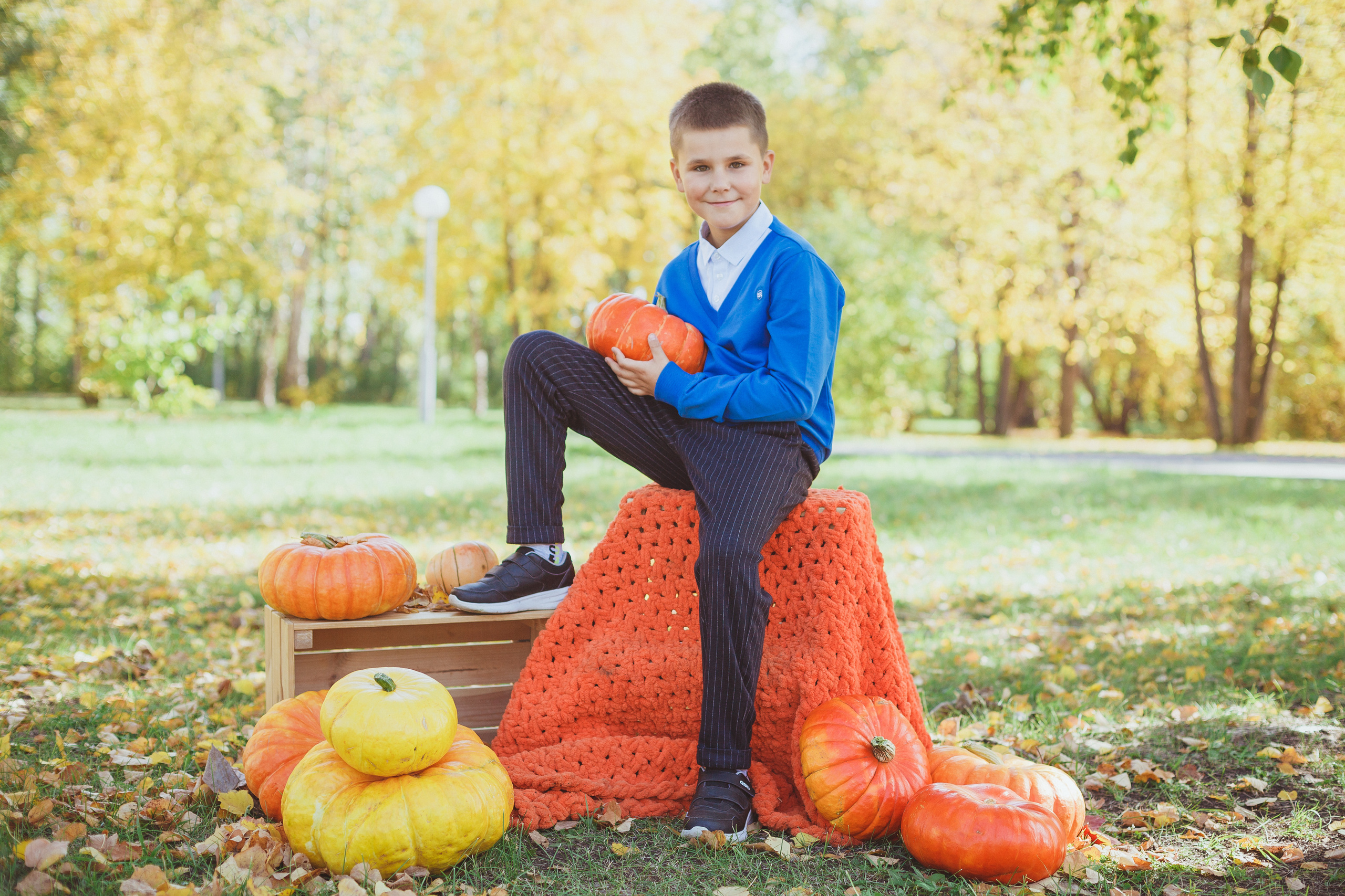 Школьная фотосессия на 31 августа. 1,2,3 сентября. Портреты детей 4-6 штук. Групповые общие 2-5 шт. Цена 450р. Семейный и детский фотограф в Сухом Логу Ольга Кайгородова