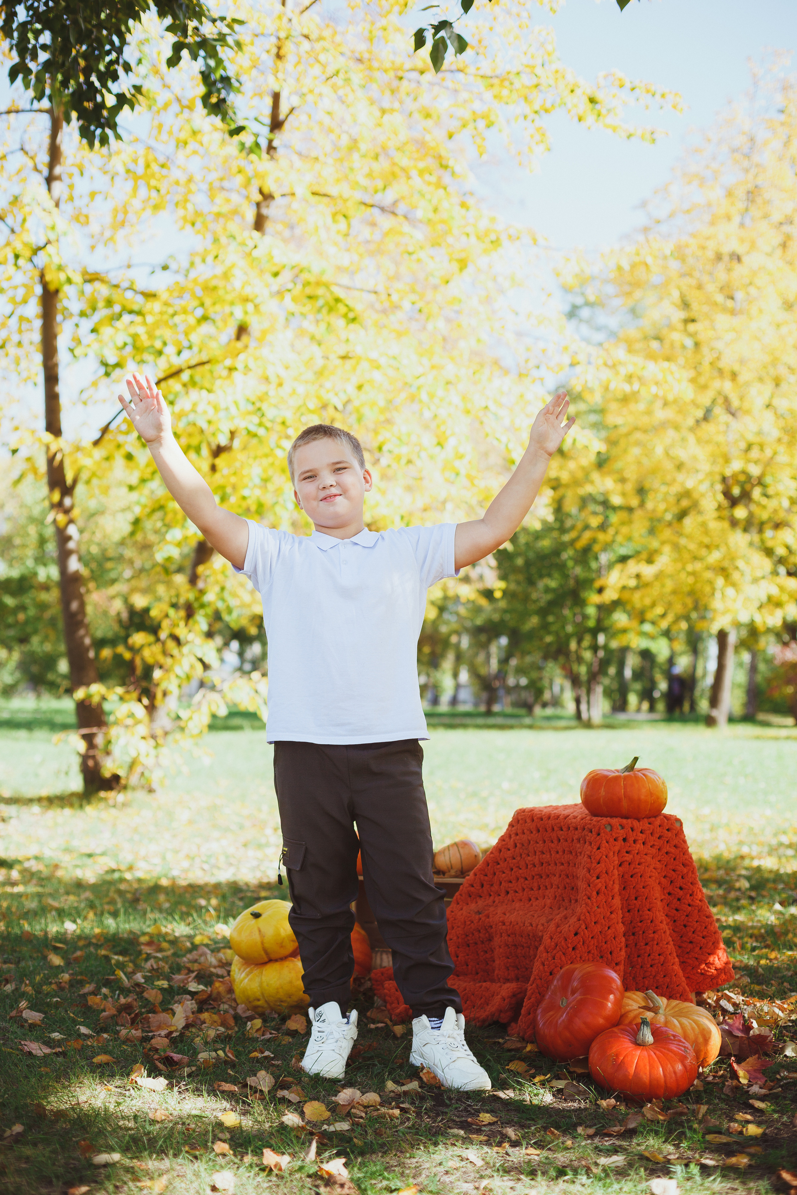 Школьная фотосессия на 31 августа. 1,2,3 сентября. Портреты детей 4-6 штук. Групповые общие 2-5 шт. Цена 450р. Семейный и детский фотограф в Сухом Логу Ольга Кайгородова