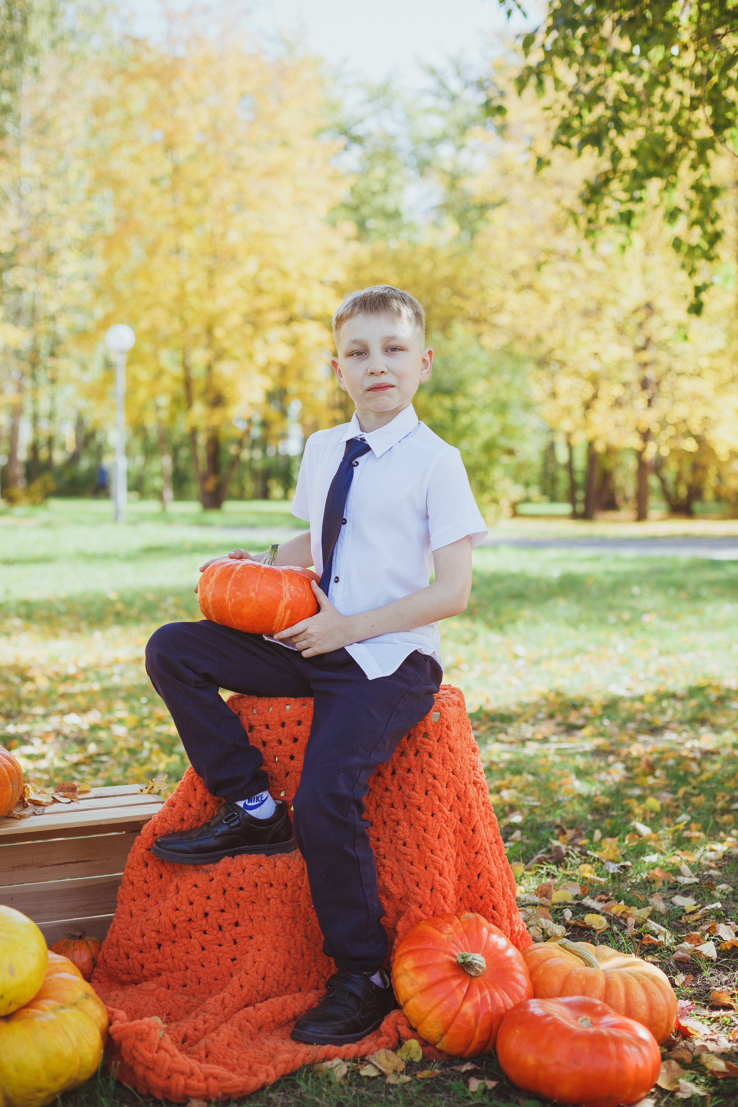 Школьная фотосессия на 31 августа. 1,2,3 сентября. Портреты детей 4-6 штук. Групповые общие 2-5 шт. Цена 450р. Семейный и детский фотограф в Сухом Логу Ольга Кайгородова