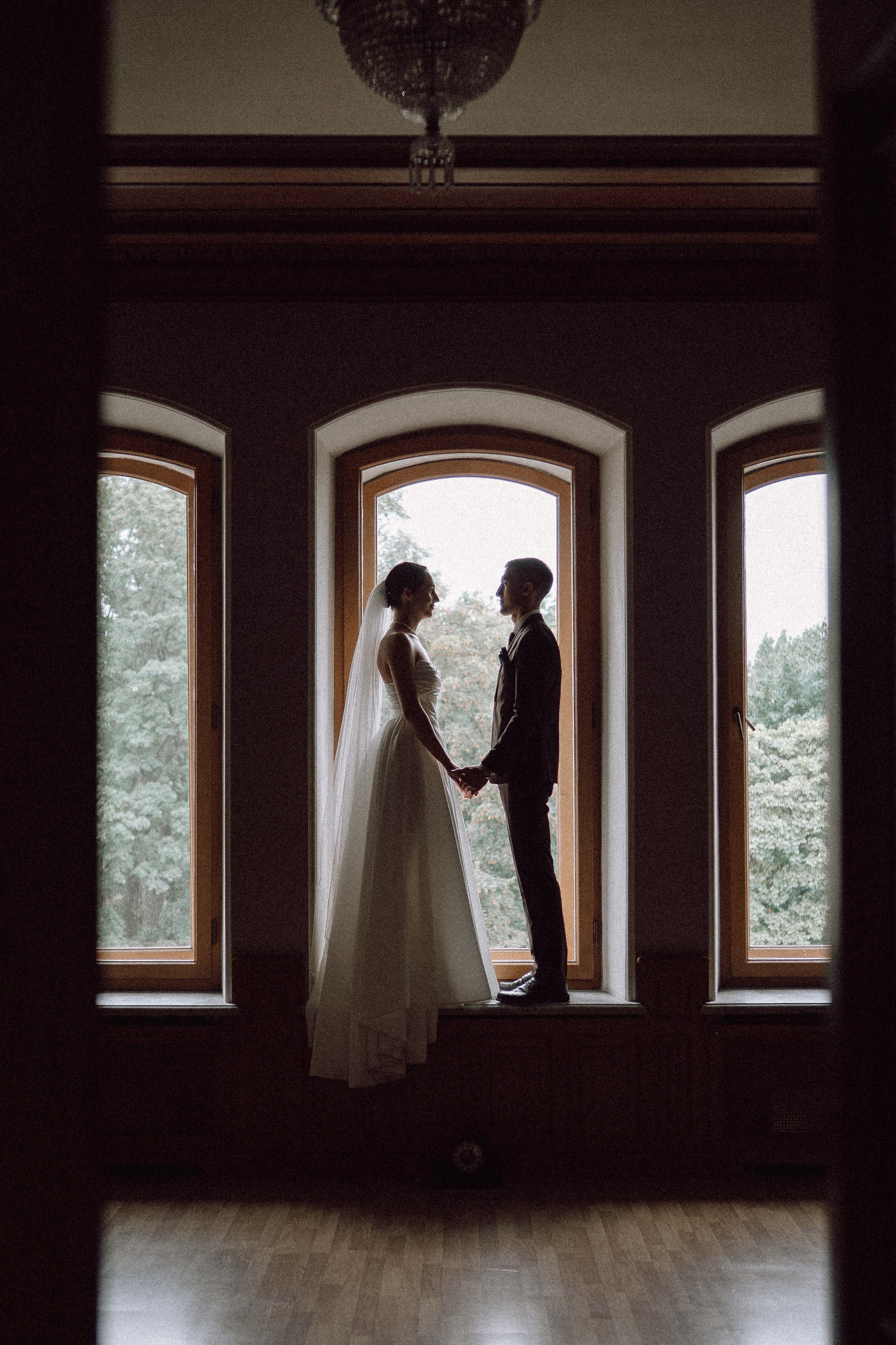 СВАДЕБНАЯ ПРОГУЛКА В САНТК-ПЕТЕРБУРГЕ (ИСАКИЕВСКИЙ СОБОР, ЗИМНЯЯ КАНАВКА, ЭРМИТАЖ И БОЛЬШАЯ МОРСКАЯ УЛИЦА). Профессиональный фотограф, Санкт-Петербург — Виктория Богомолова