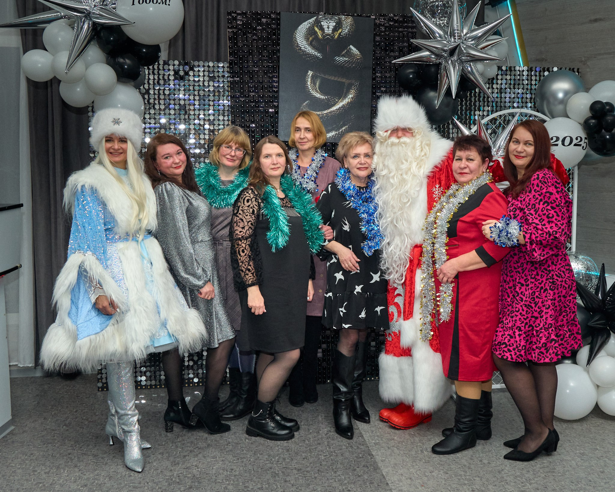 Предновогодняя вечеринка. Свадебный и семейный фотограф в г. Волхов Алексей Кочерыжкин