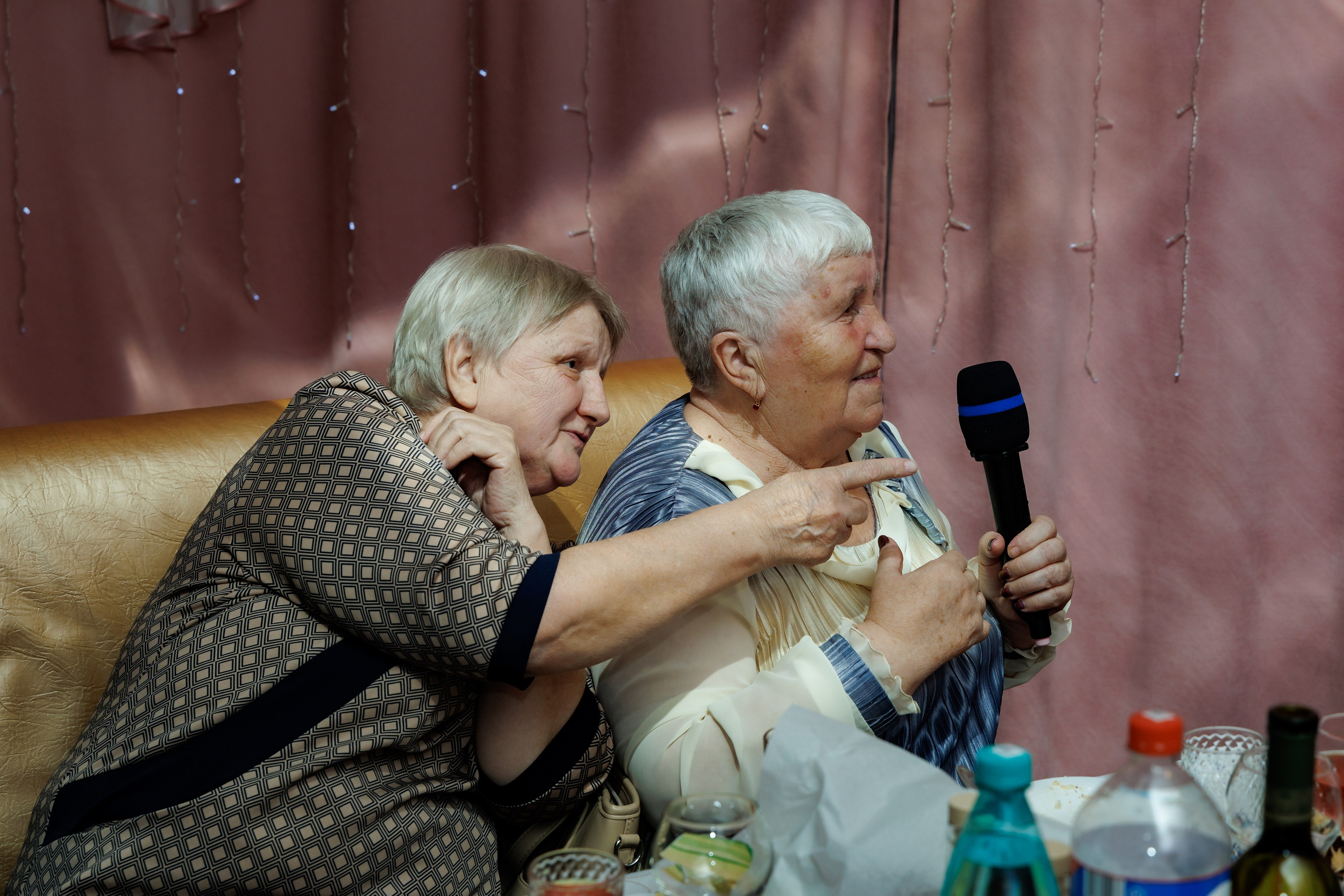 Юбилей Николаю в кафе Зеркальное, г. Сясьстрой. Свадебный и семейный фотограф в г. Волхов Алексей Кочерыжкин