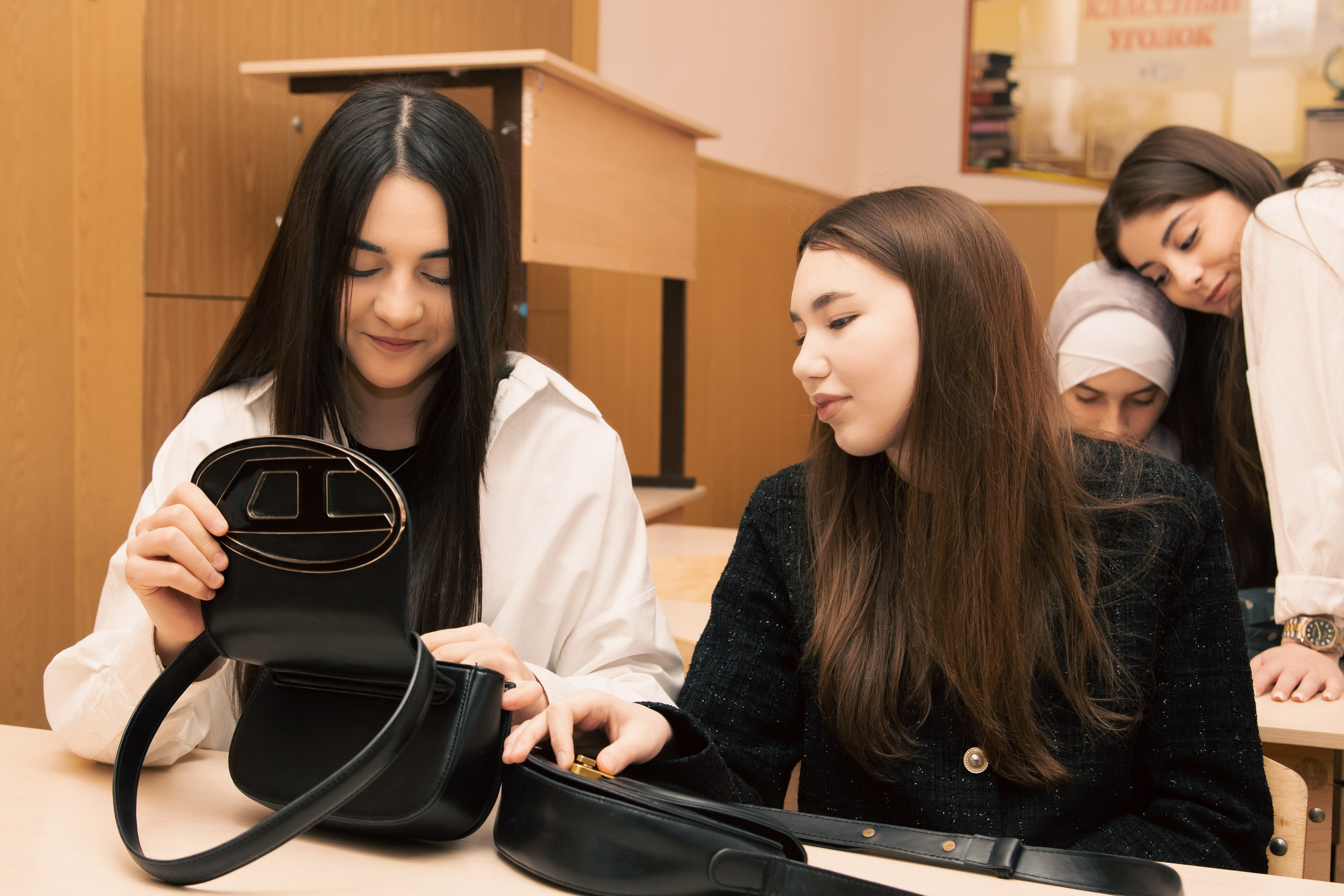 9  и 11 классы. Школьный фотограф в г. Нальчик Галимат Абитова