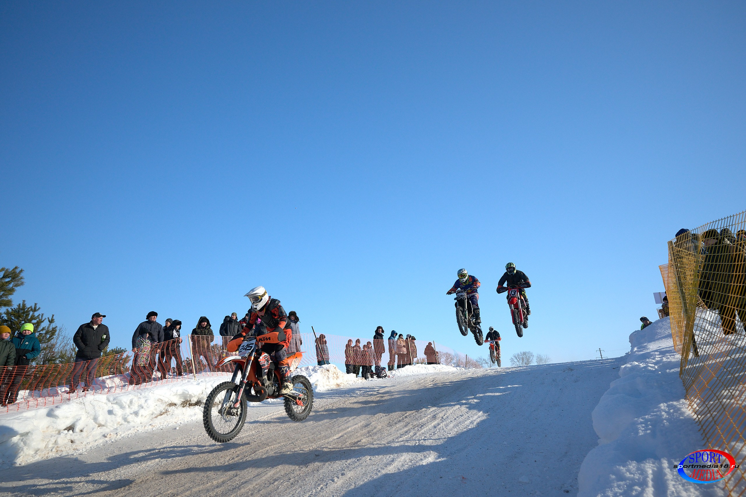 3 этап Кубка Удмуртской Республики по мотокроссу. Воткинск 23.02.2025. Спортивный репортажный фотограф в Ижевске Сергей Мерзляков