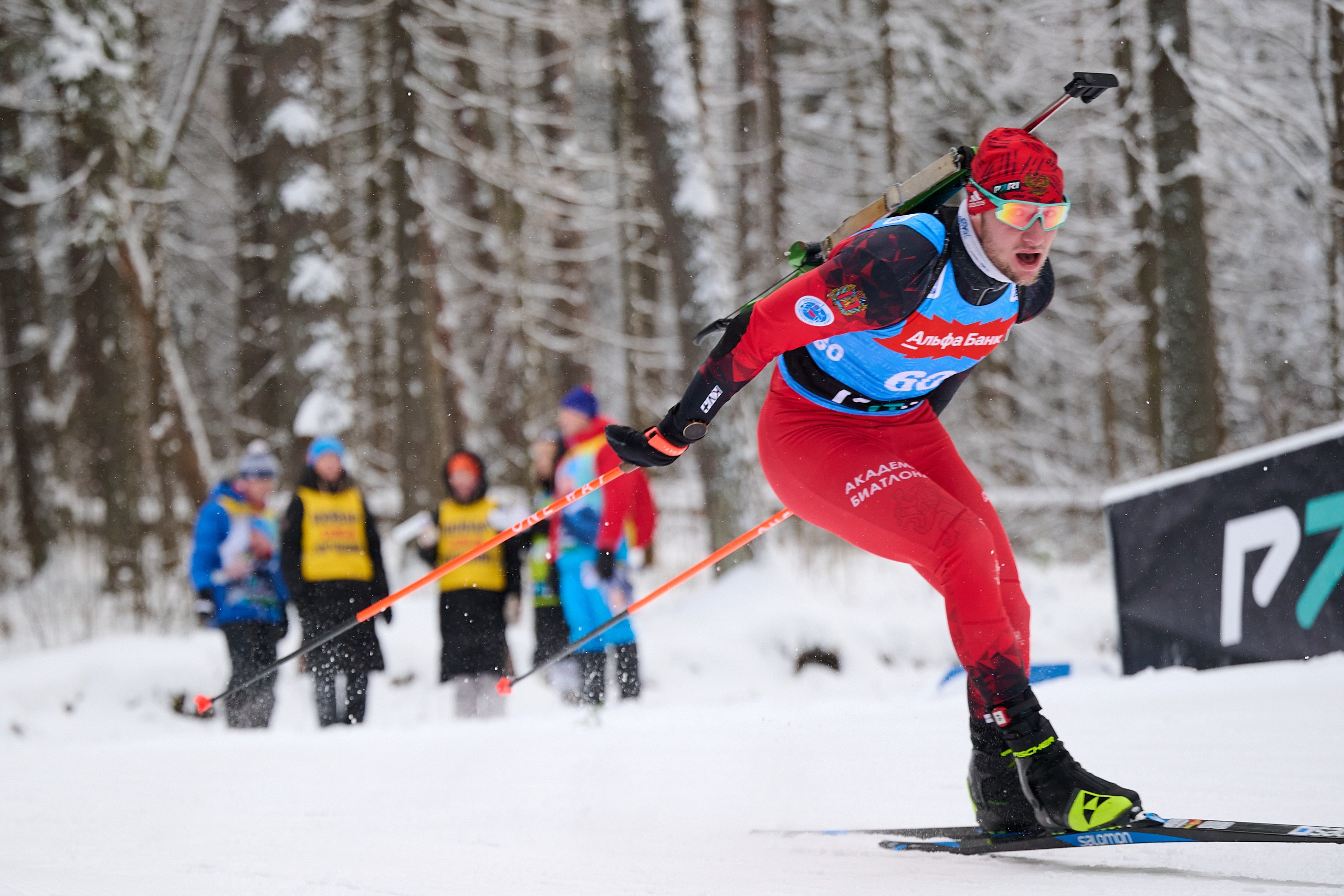 Биатлон. Чемпионат России — 2024/2025, 3-й этап, Ижевск. Спринт. Мужчины. Спортивный репортажный фотограф в Ижевске Сергей Мерзляков