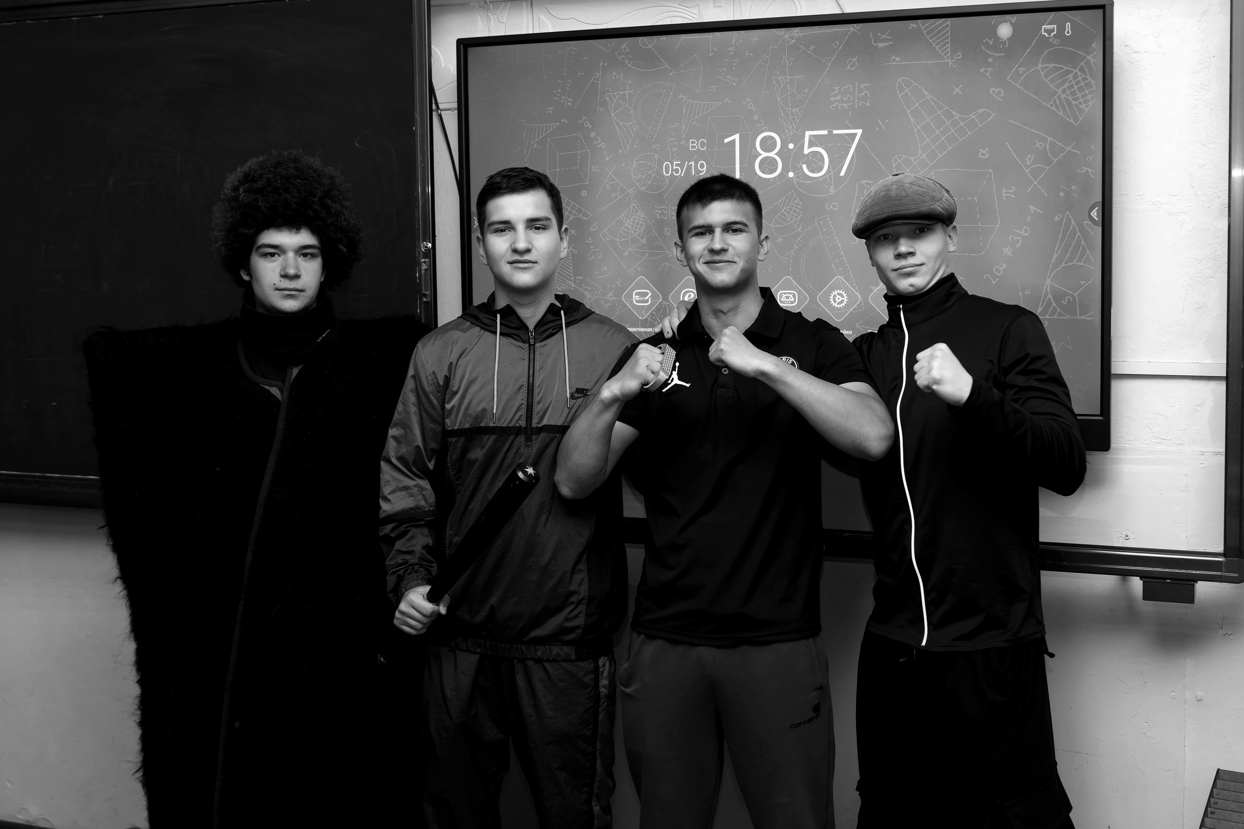 11 класс день не послушания в школе. Фотограф Любовь Корниенко, Примоский край