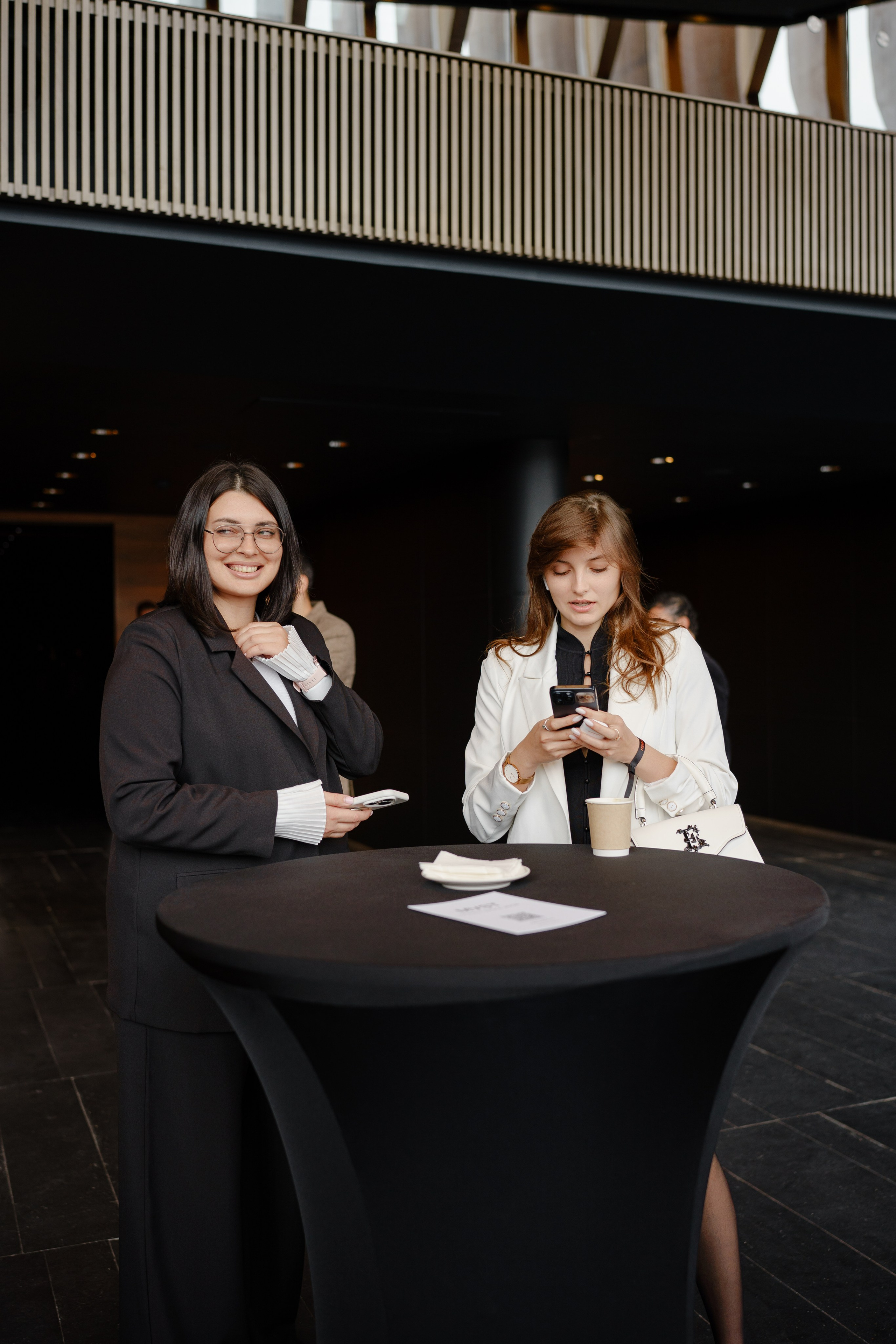 Фотограф репортажный на конференцию/форум в Москве. Репортажный фотограф в Москве Саша Дружинина