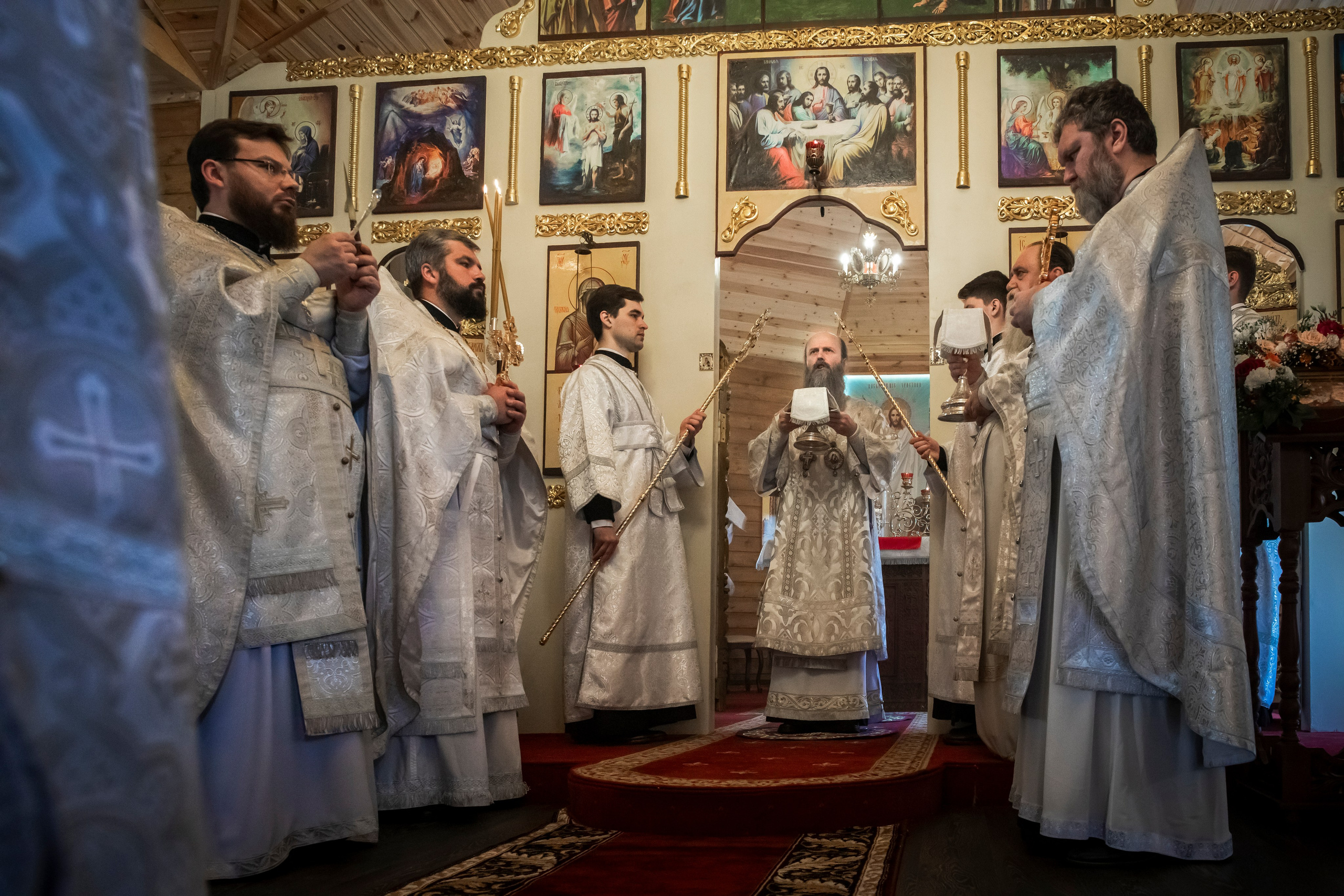 Епископ Силуан Павло-Посадский служба в храме св.Николая 25.08.2024. Арт- фотограф Москва