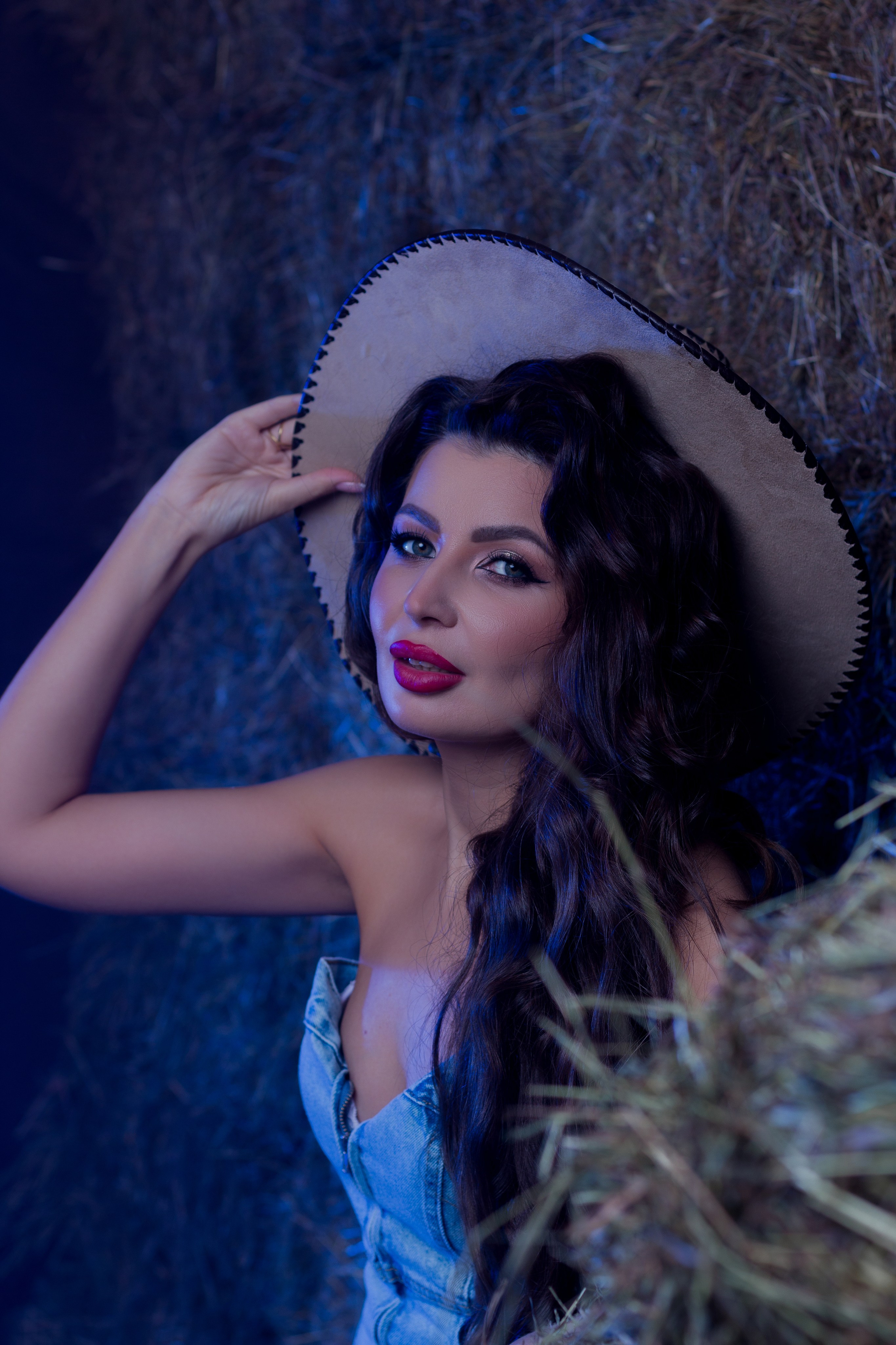 Фотосессия в СПБ в фотостудий Beverly Hills. Портретный фотограф в Санкт-Петербурге Анастасия Епифанова