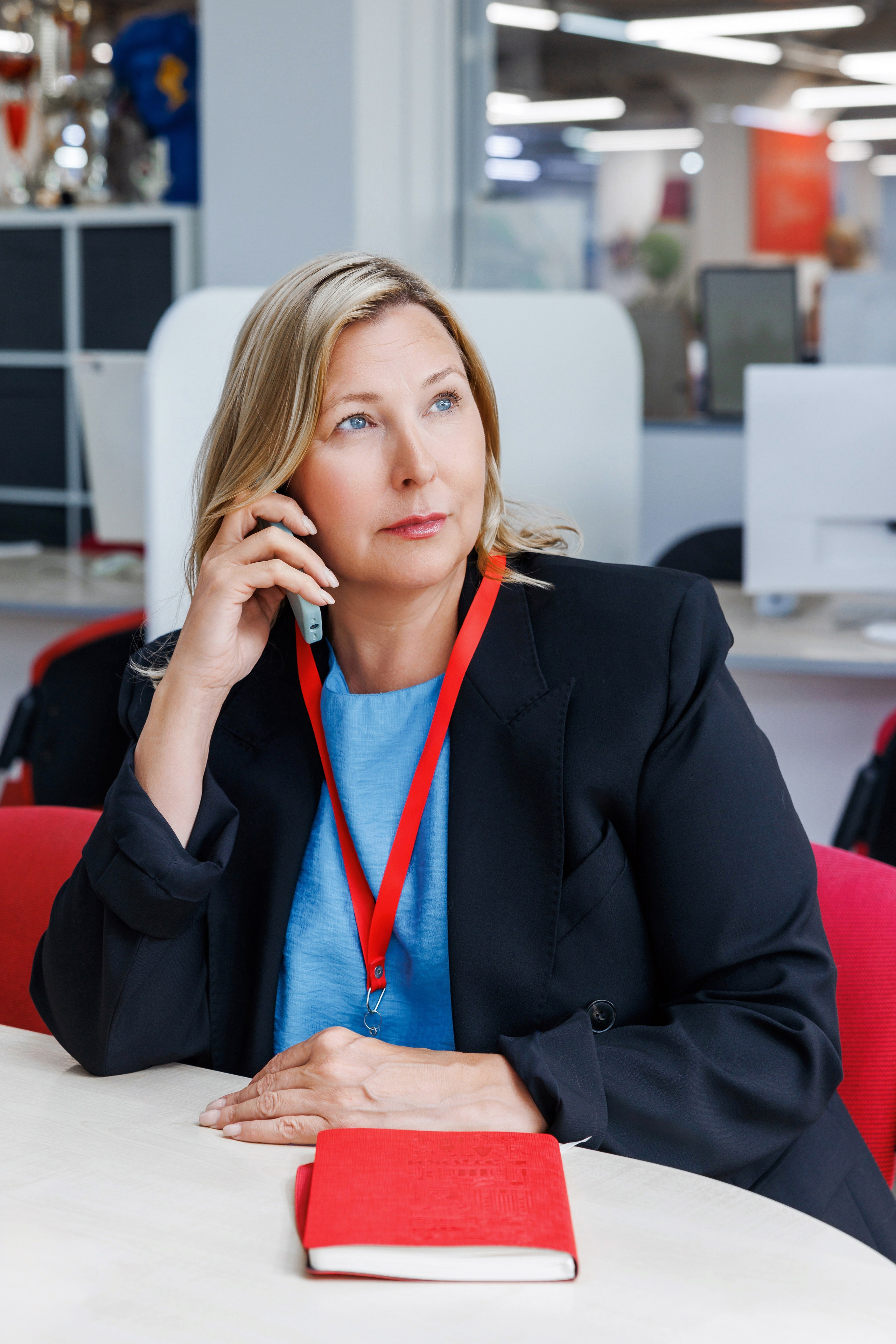 Съёмка сотрудников в офисе. Фотограф Виталий Хайлов, Екатеринбург