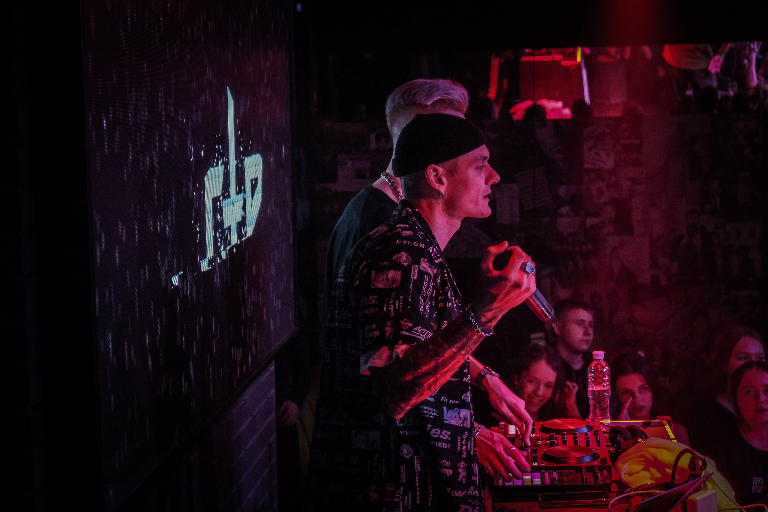 Гарри Топор/Тони Раут, 27.03.22, Руки Вверх Бар, Уфа. Репортажный фотограф, Санкт-Петербург