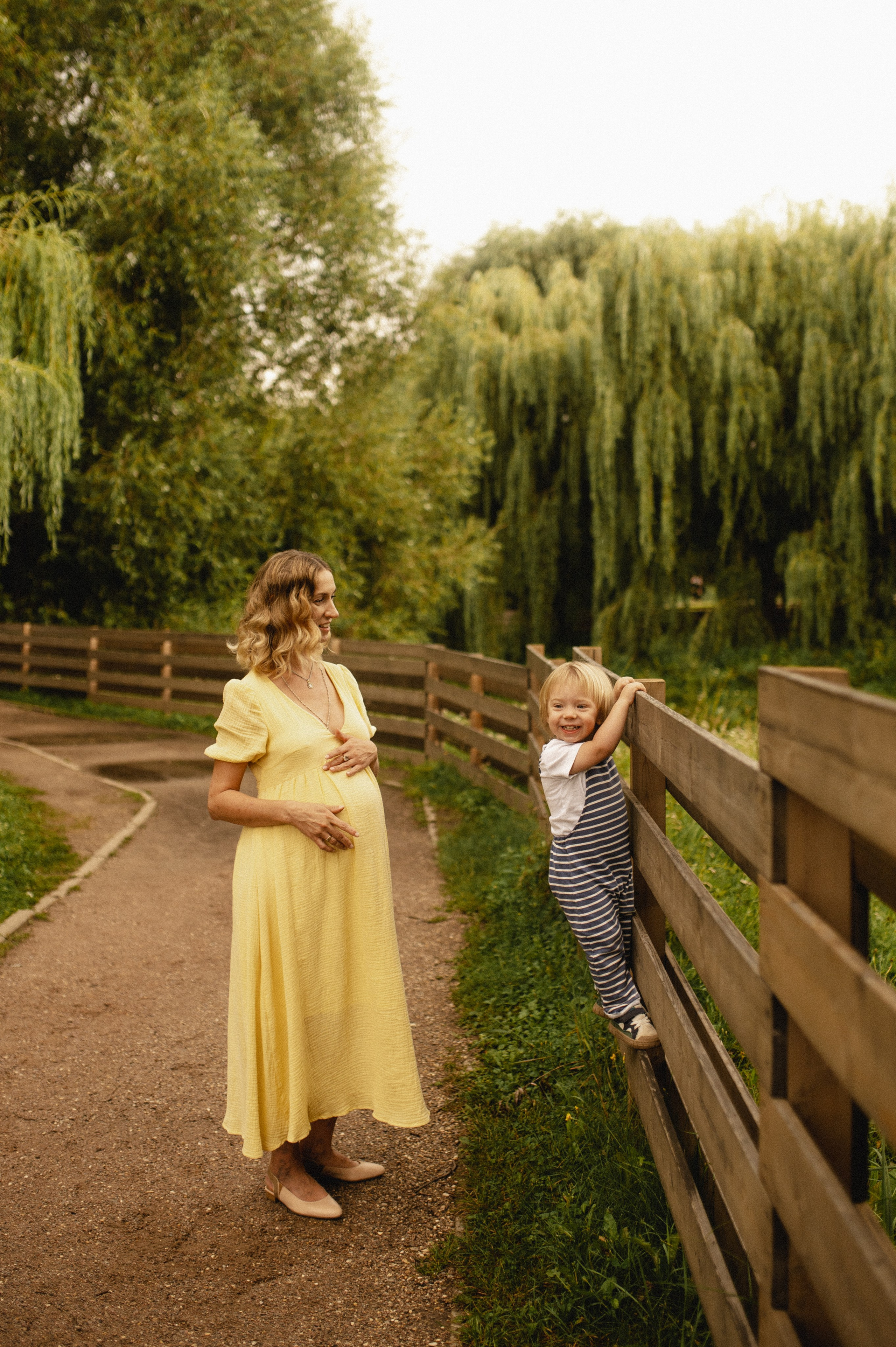 Фотосессия беременности мама и сын. Семейная фотосессия Бутово Москва фотограф Алина Морщагина
