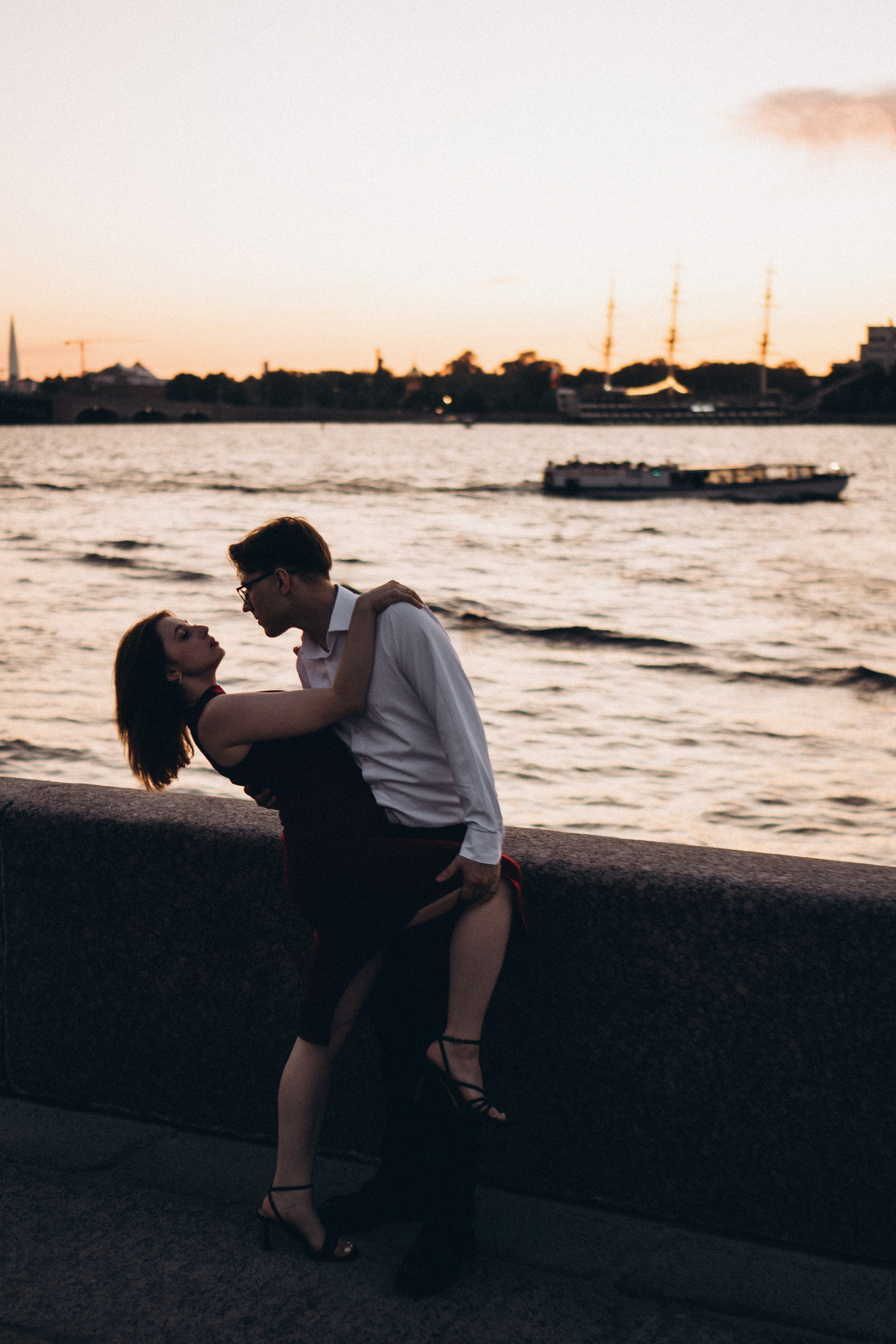 ПРОГУЛКА НА ЗАКАТЕ. Профессиональный фотограф, Санкт-Петербург — Виктория Богомолова