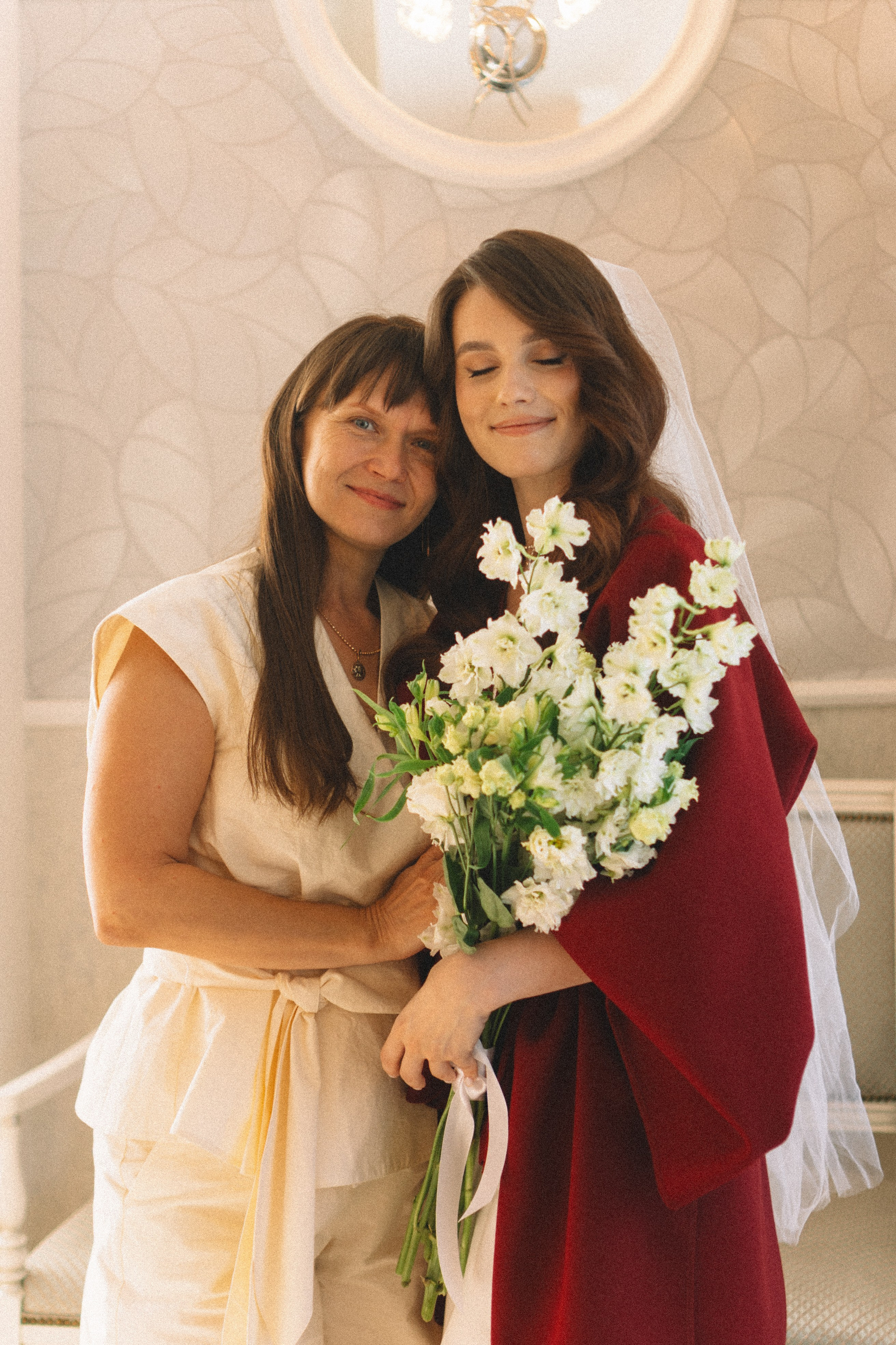 СВАДЕБНАЯ СЬЕМКА В ПЕТЕРГОФЕ И СЬЕМКА РЕПОРТАЖА В ЗАГСЕ ПЕТЕРГОФА. Профессиональный фотограф, Санкт-Петербург — Виктория Богомолова