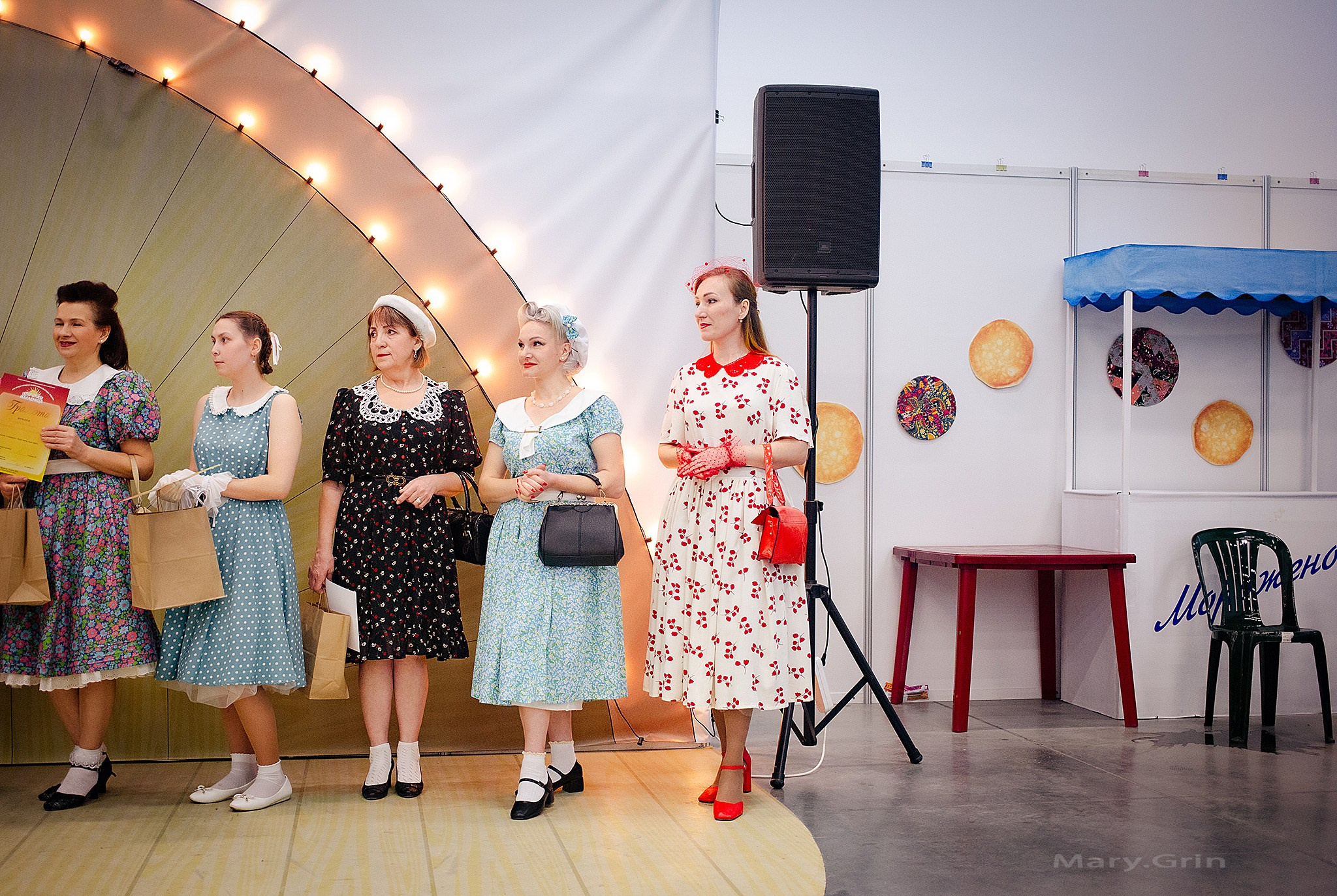 Показ моды 40х лет. Православная ярмарка 2025. Детский и семейный фотограф, фотограф мероприятий Нижний Новгород