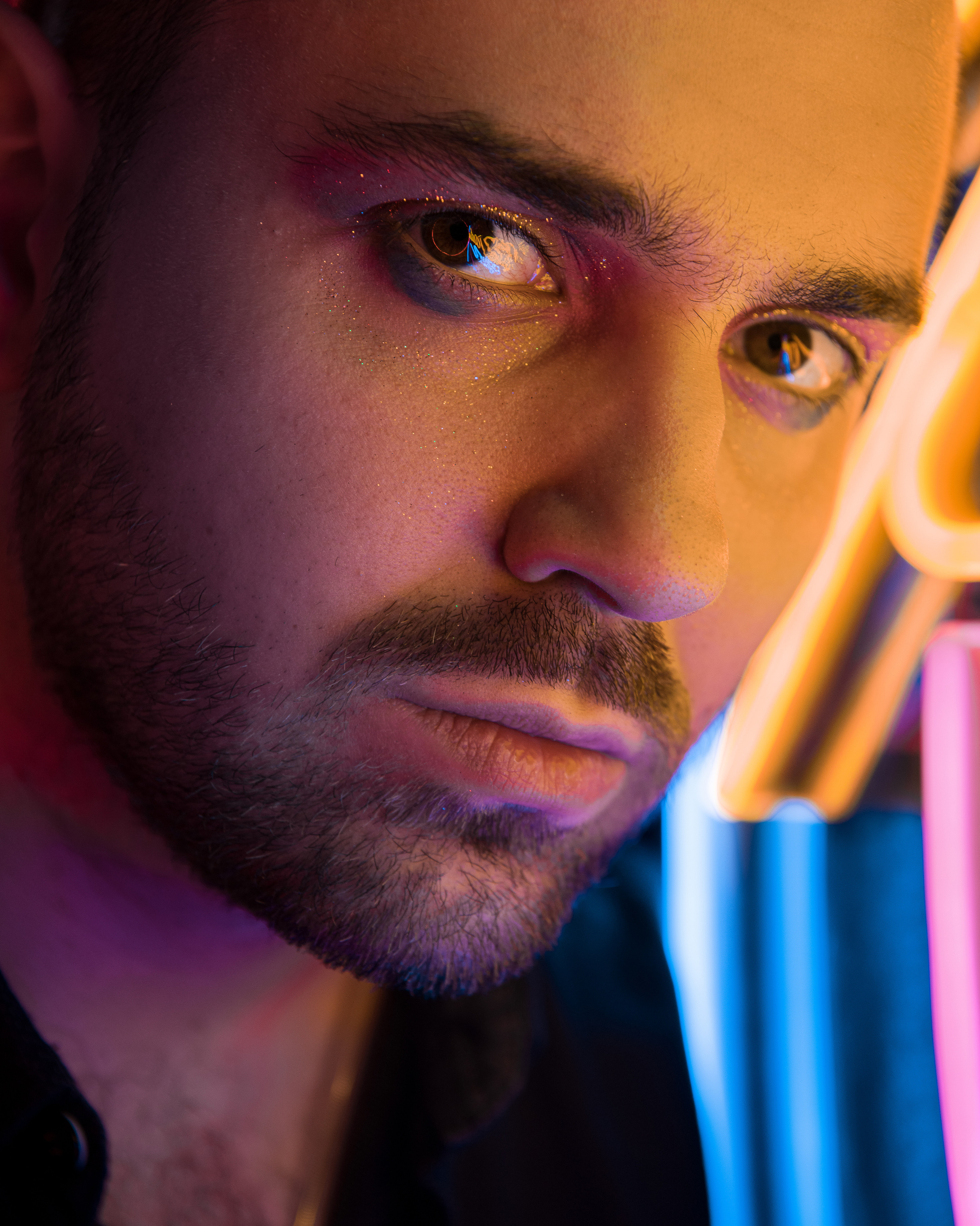 Неон. Главная