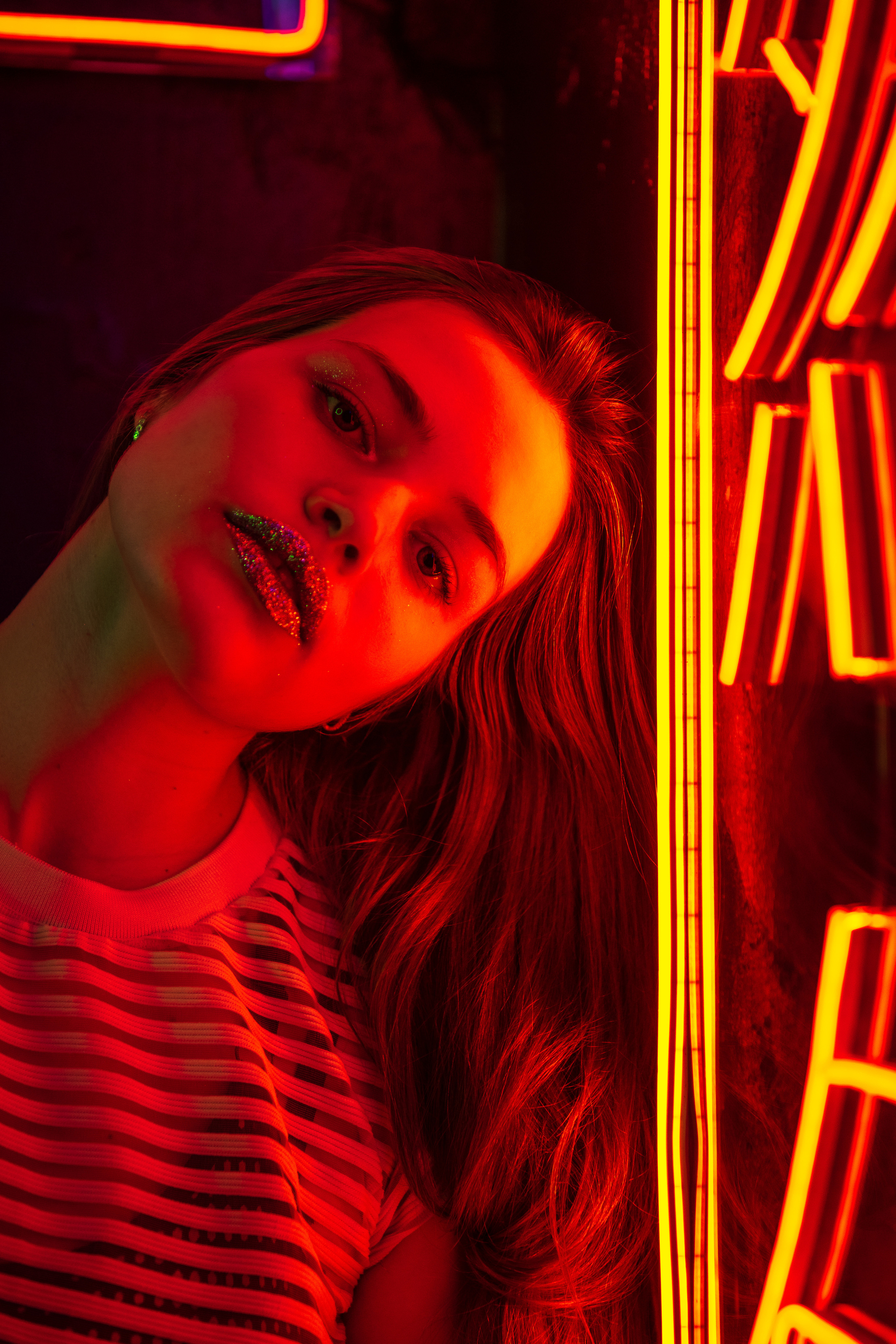 Неон. Главная