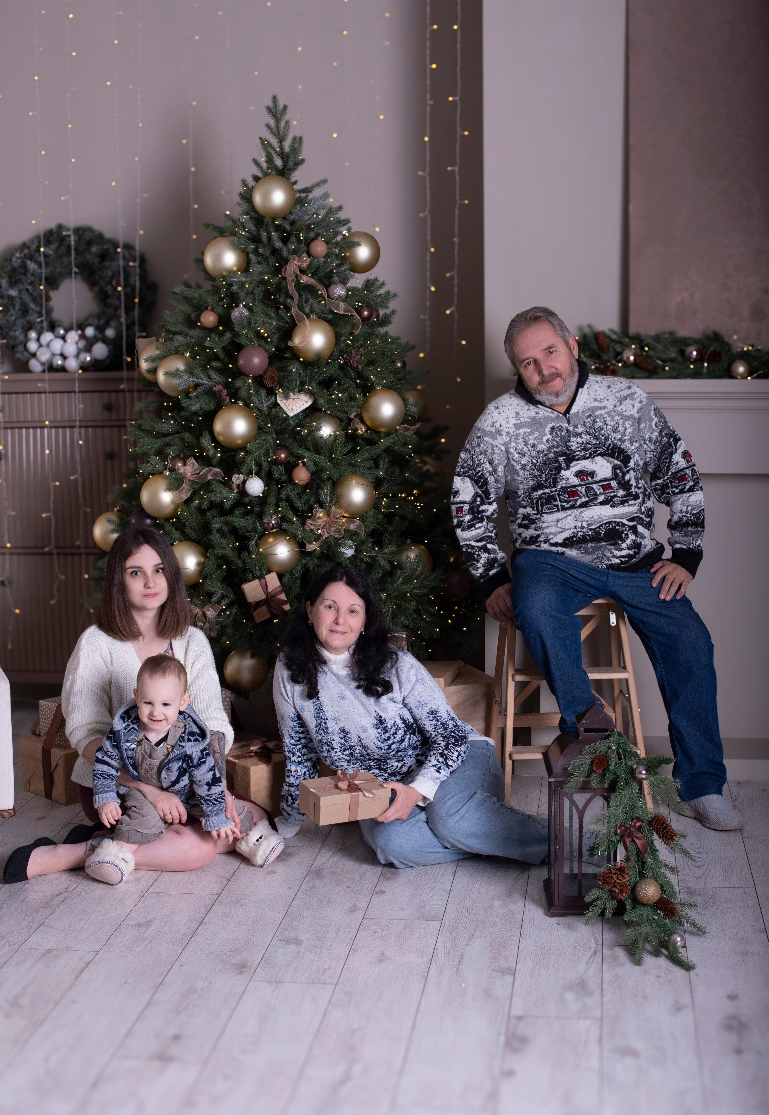 Семейная новогодняя. Фотограф самых запоминающихся моментов Вашей жизни