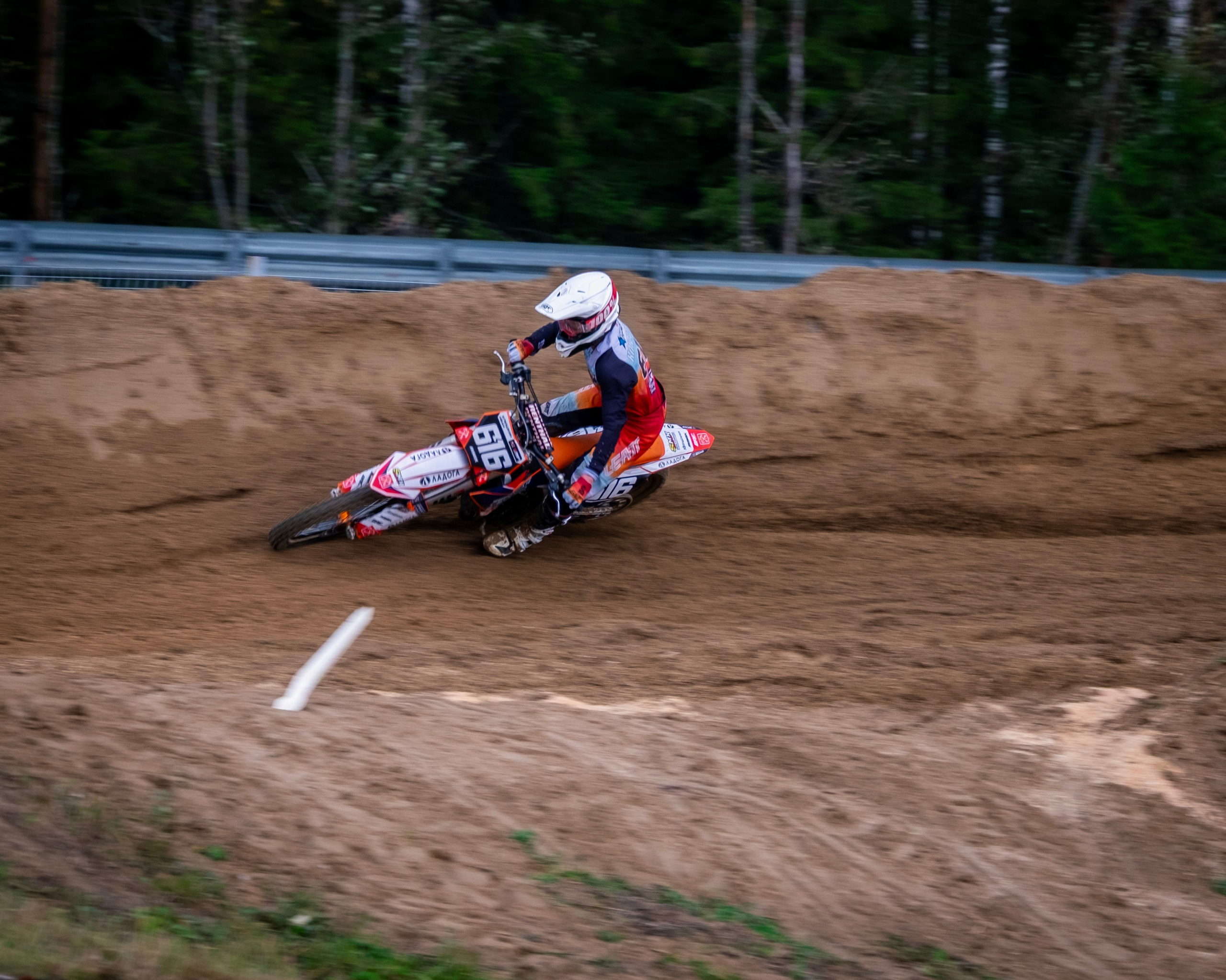 Мотокросс (Игора Драйв). Автомобильные фотографии и рисунки в Санкт-Петербурги Пашков Дмитрий