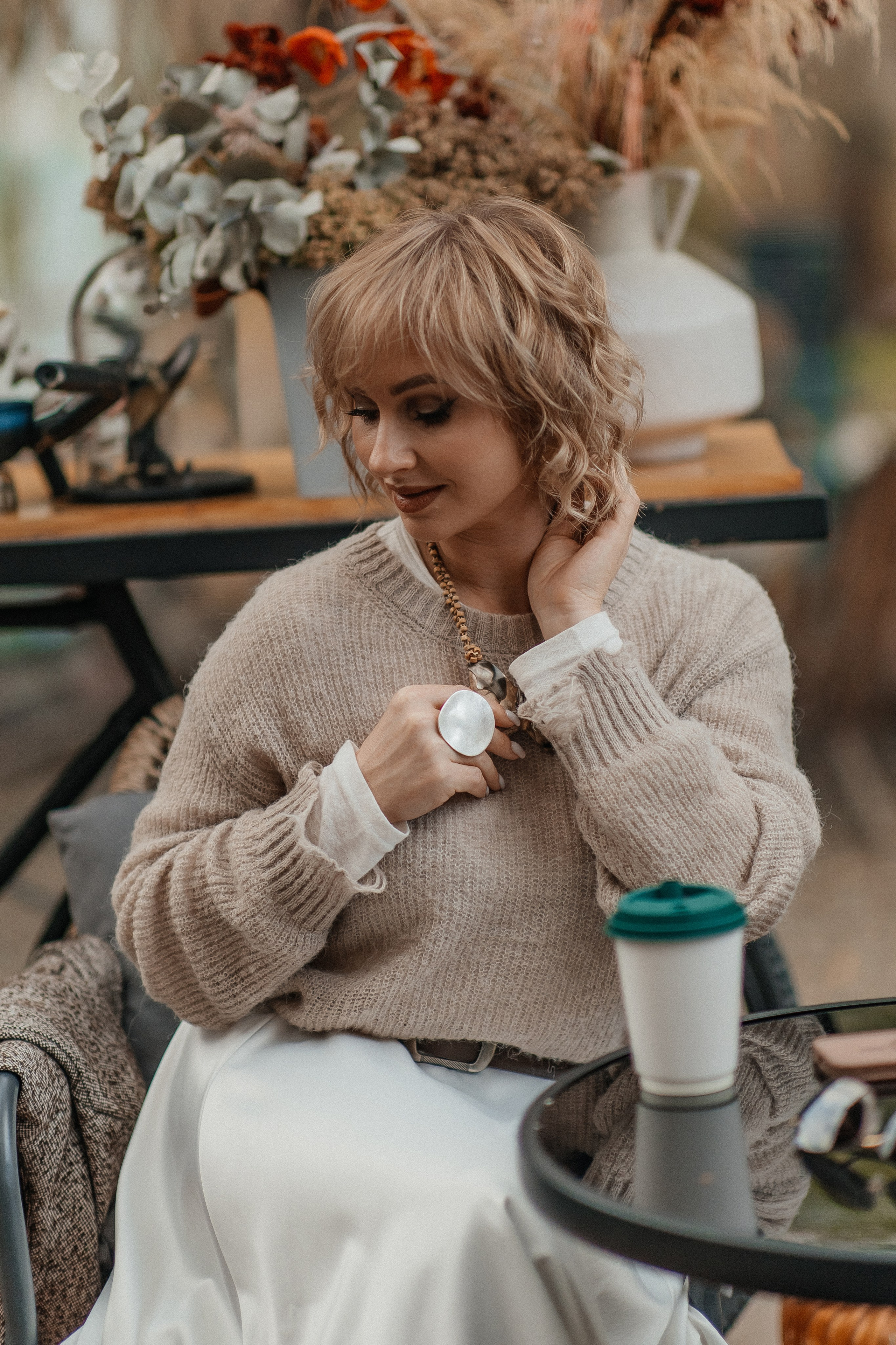 Маша и осень