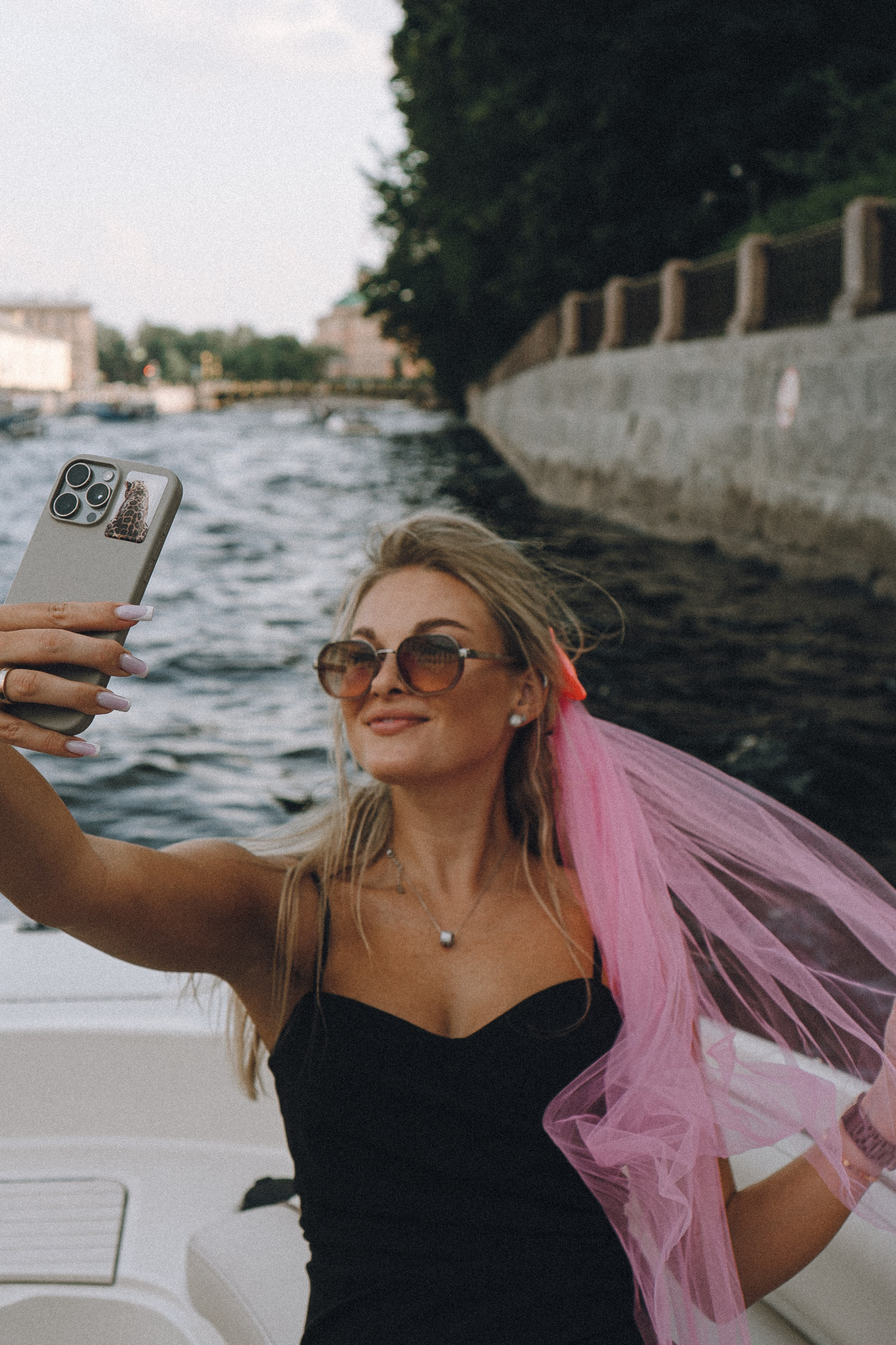 ДЕВИЧНИК НА КАТЕРЕ. Профессиональный фотограф, Санкт-Петербург — Виктория Богомолова