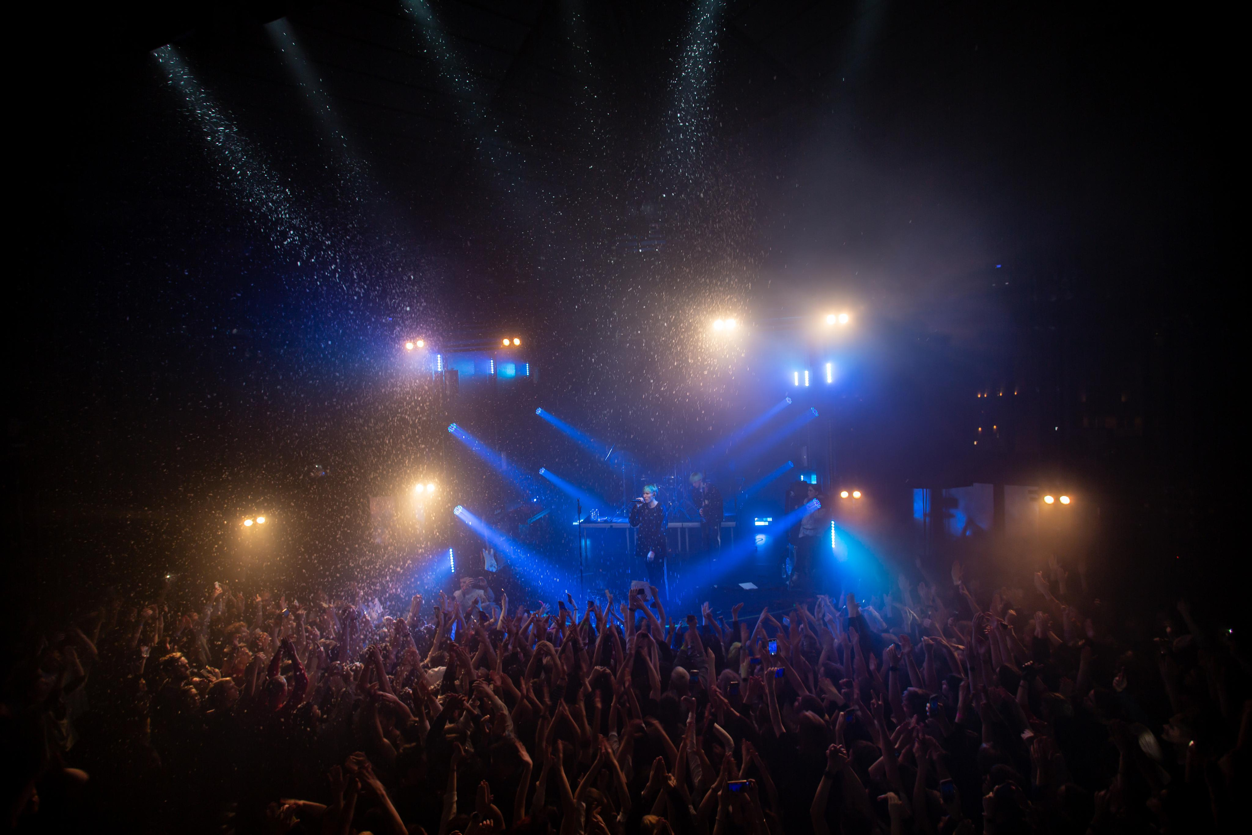 КОСМОНАВТОВ НЕТ. Фотограф Сонкина Татьяна