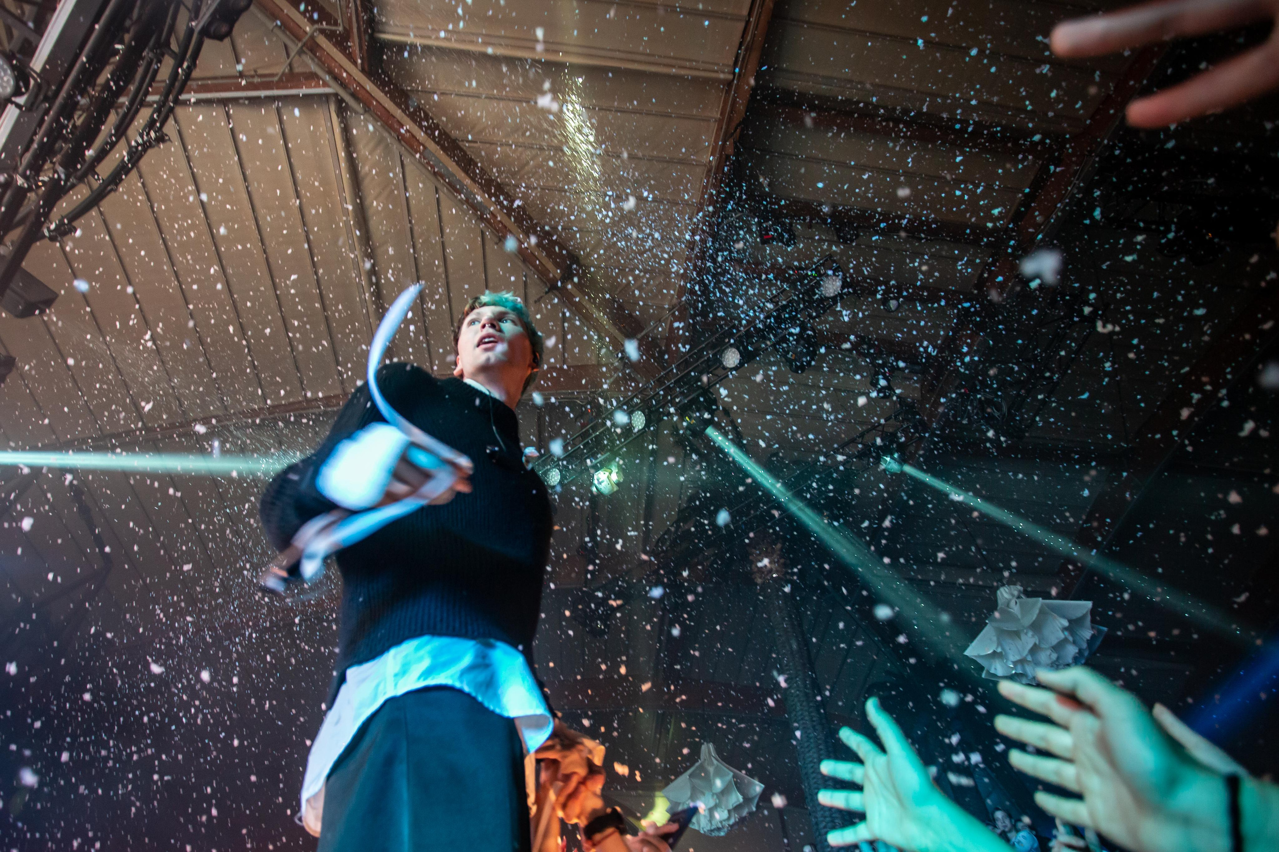 КОСМОНАВТОВ НЕТ. Фотограф Сонкина Татьяна