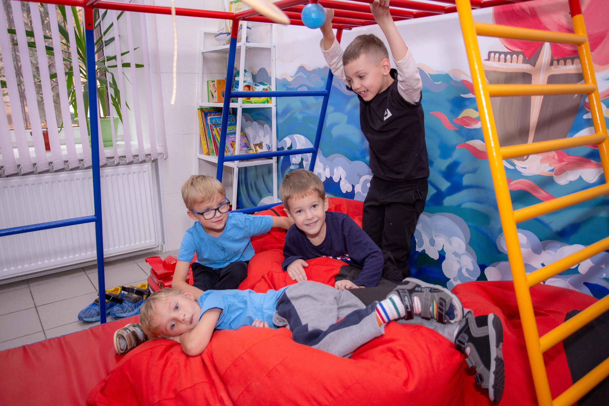 День отца в Центре Натальи Пыхтиной. Фотограф Сонкина Татьяна