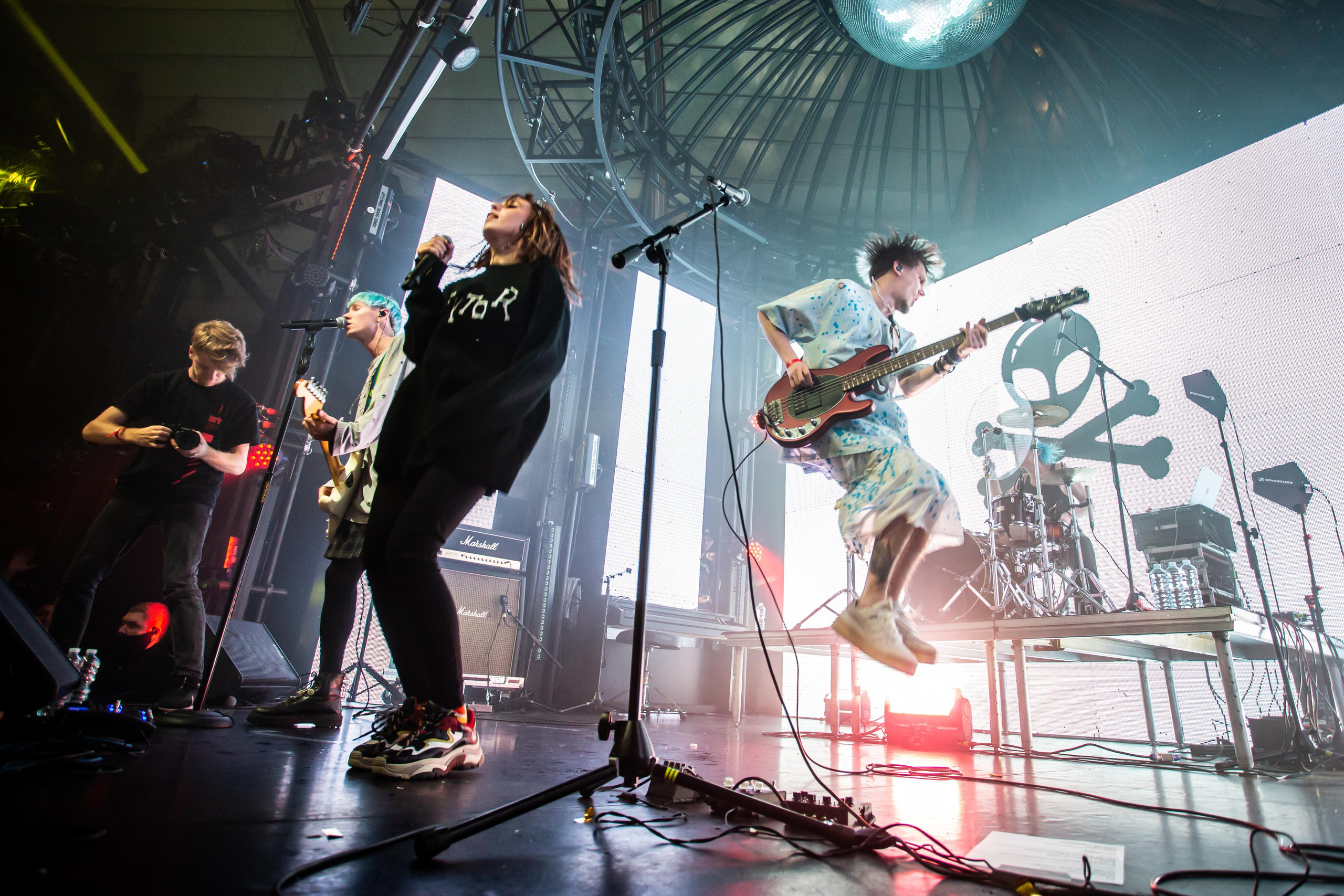 КОСМОНАВТОВ НЕТ. Фотограф Сонкина Татьяна