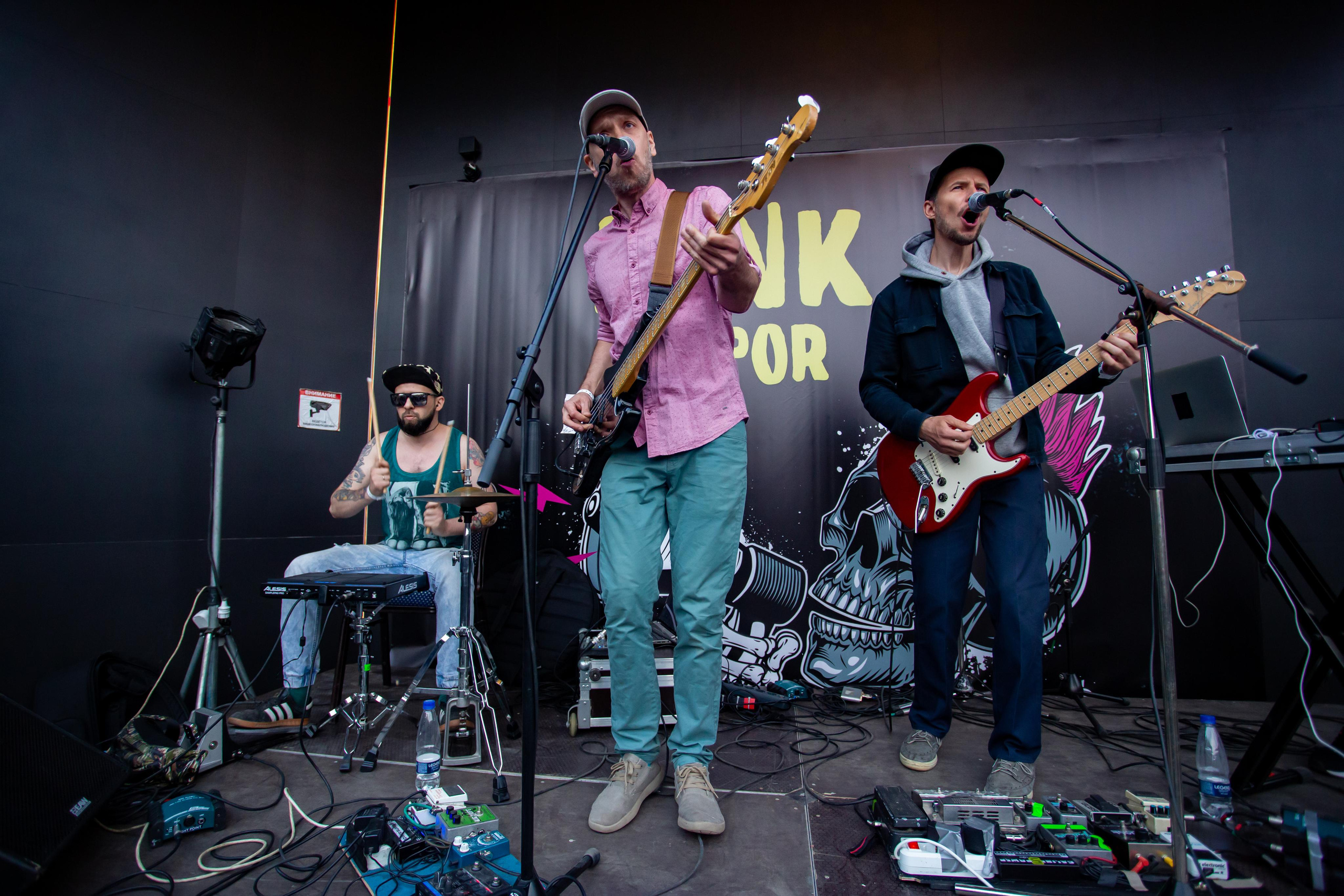 МОРЭ & РЭЛЬСЫ. Фотограф Сонкина Татьяна