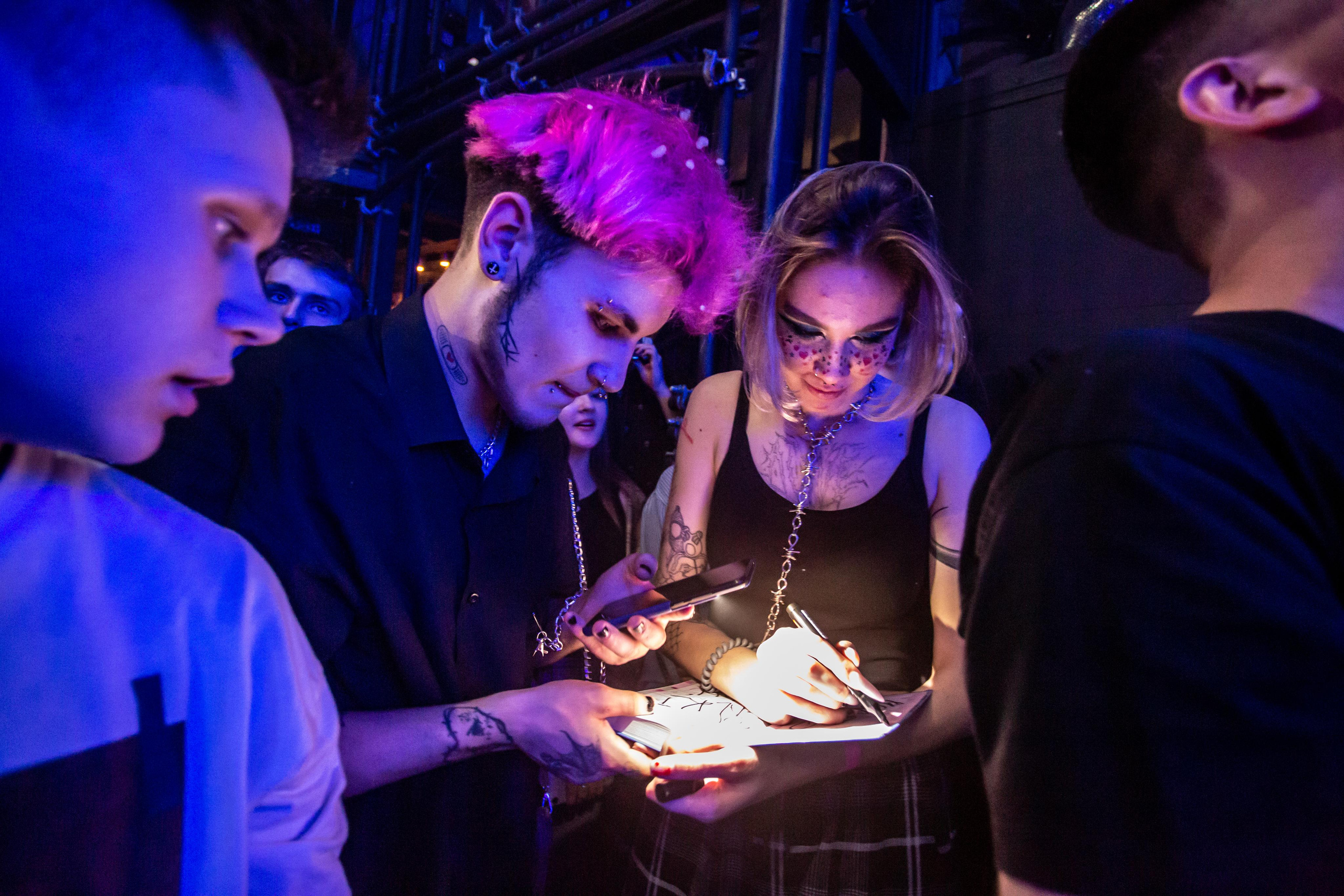 КОСМОНАВТОВ НЕТ. Фотограф Сонкина Татьяна