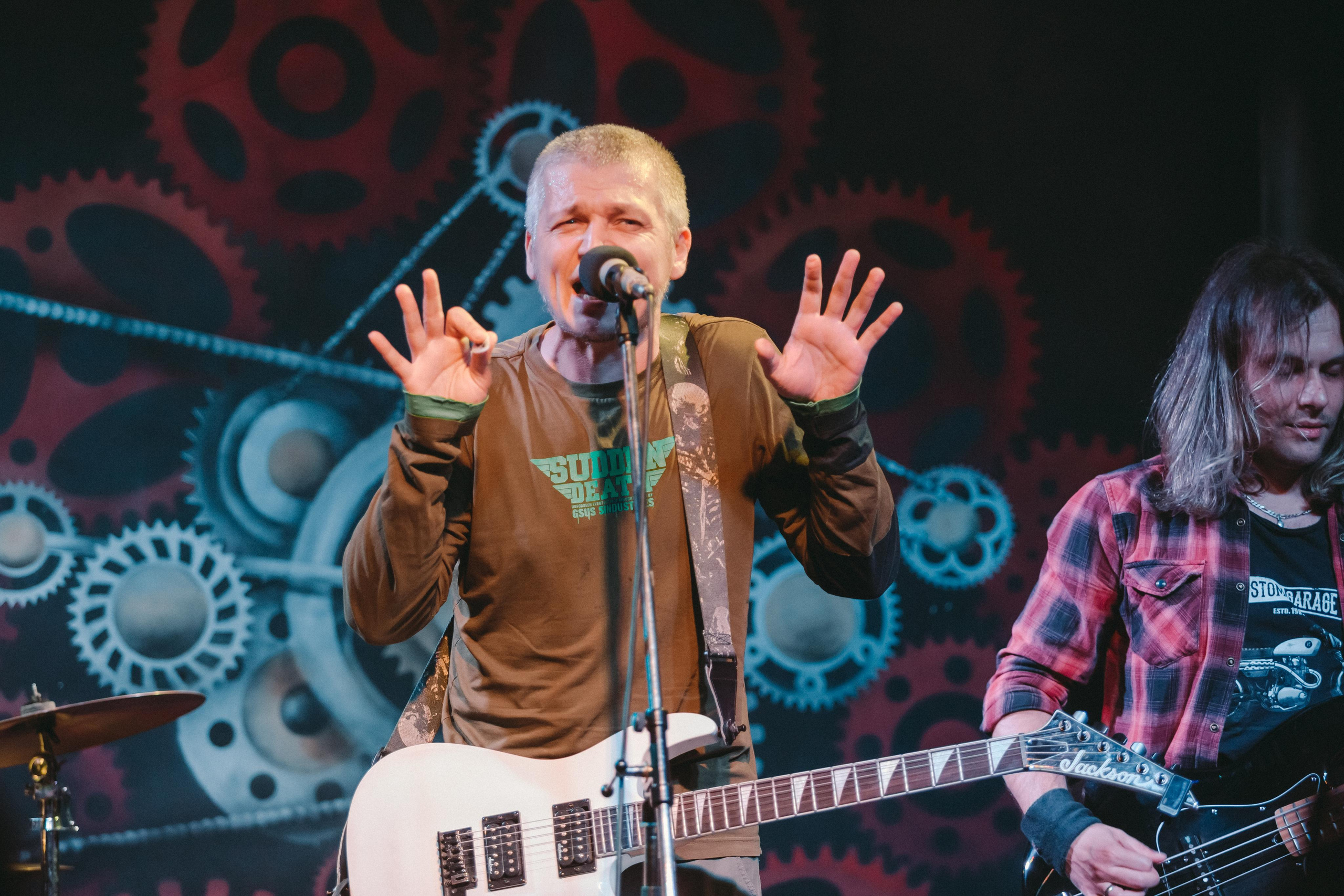 ПОТОМУЧТО. Фотограф Сонкина Татьяна