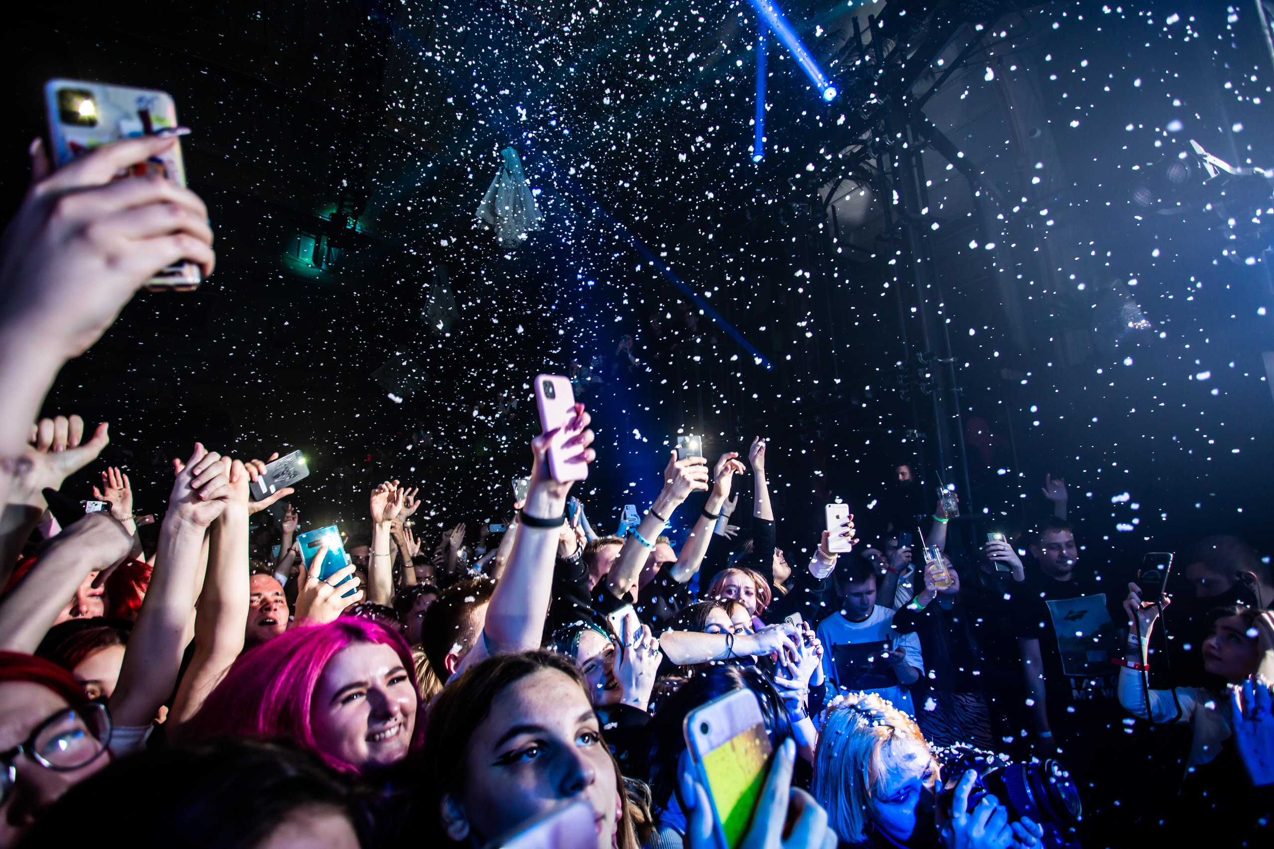 КОСМОНАВТОВ НЕТ. Фотограф Сонкина Татьяна