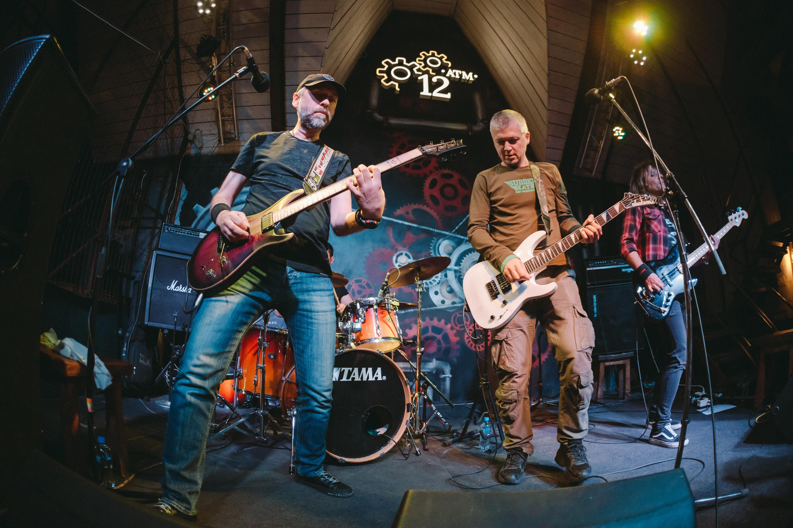 ПОТОМУЧТО. Фотограф Сонкина Татьяна