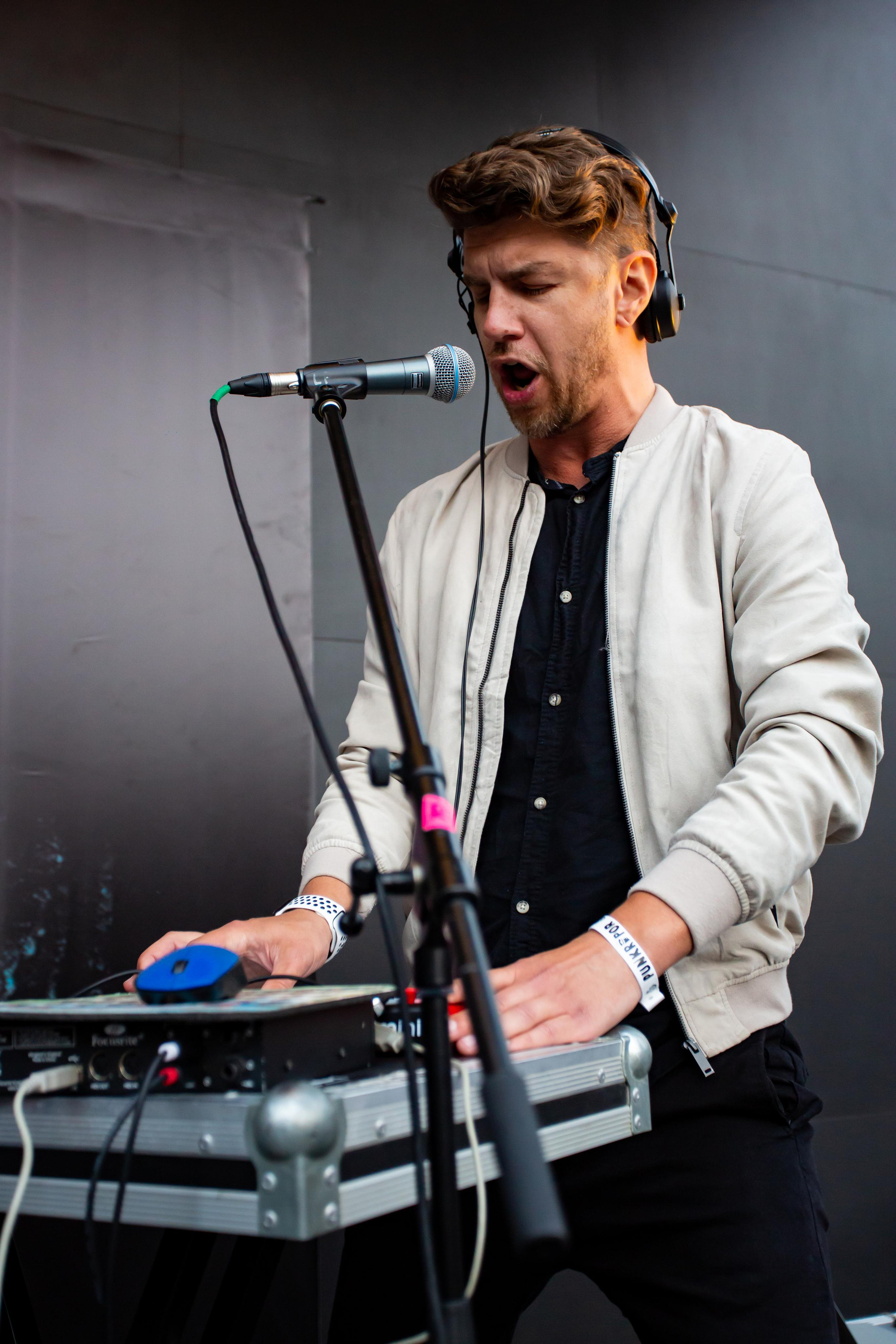 МОРЭ & РЭЛЬСЫ. Фотограф Сонкина Татьяна