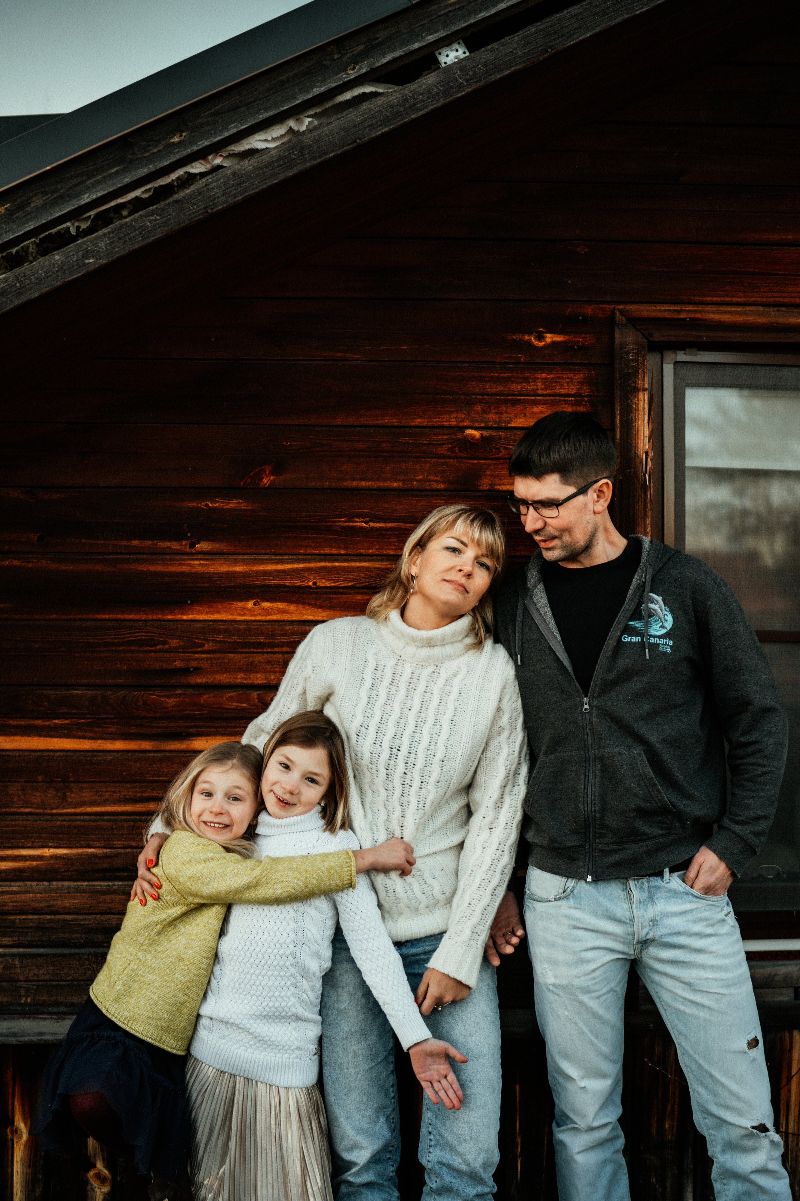 Варя и семья. Фотограф Дарья Тепло