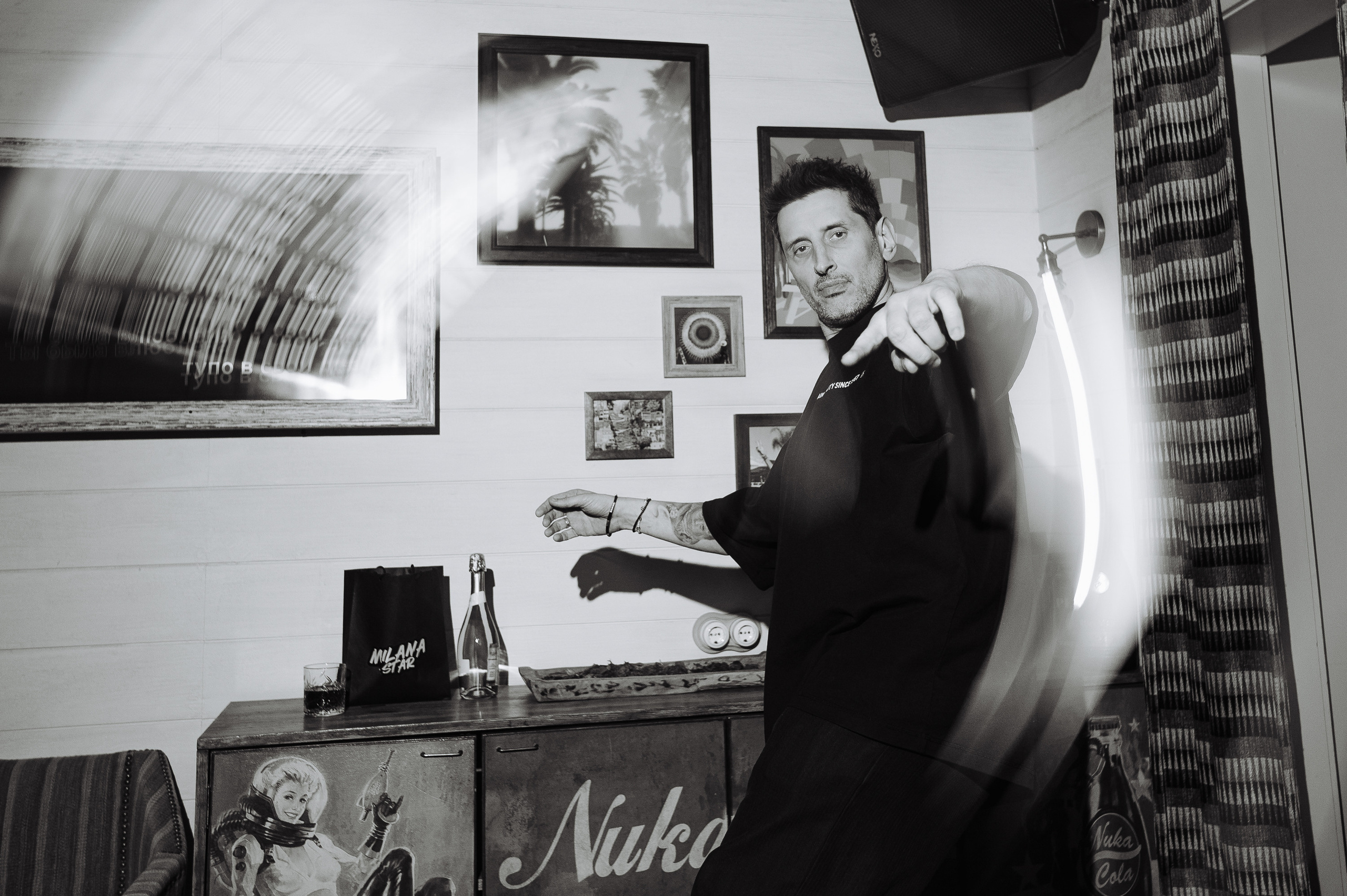 УГЛИ — Вечеринка в честь премьеры клипа VAVAN. Фотограф Вито Бурмасов | Москва