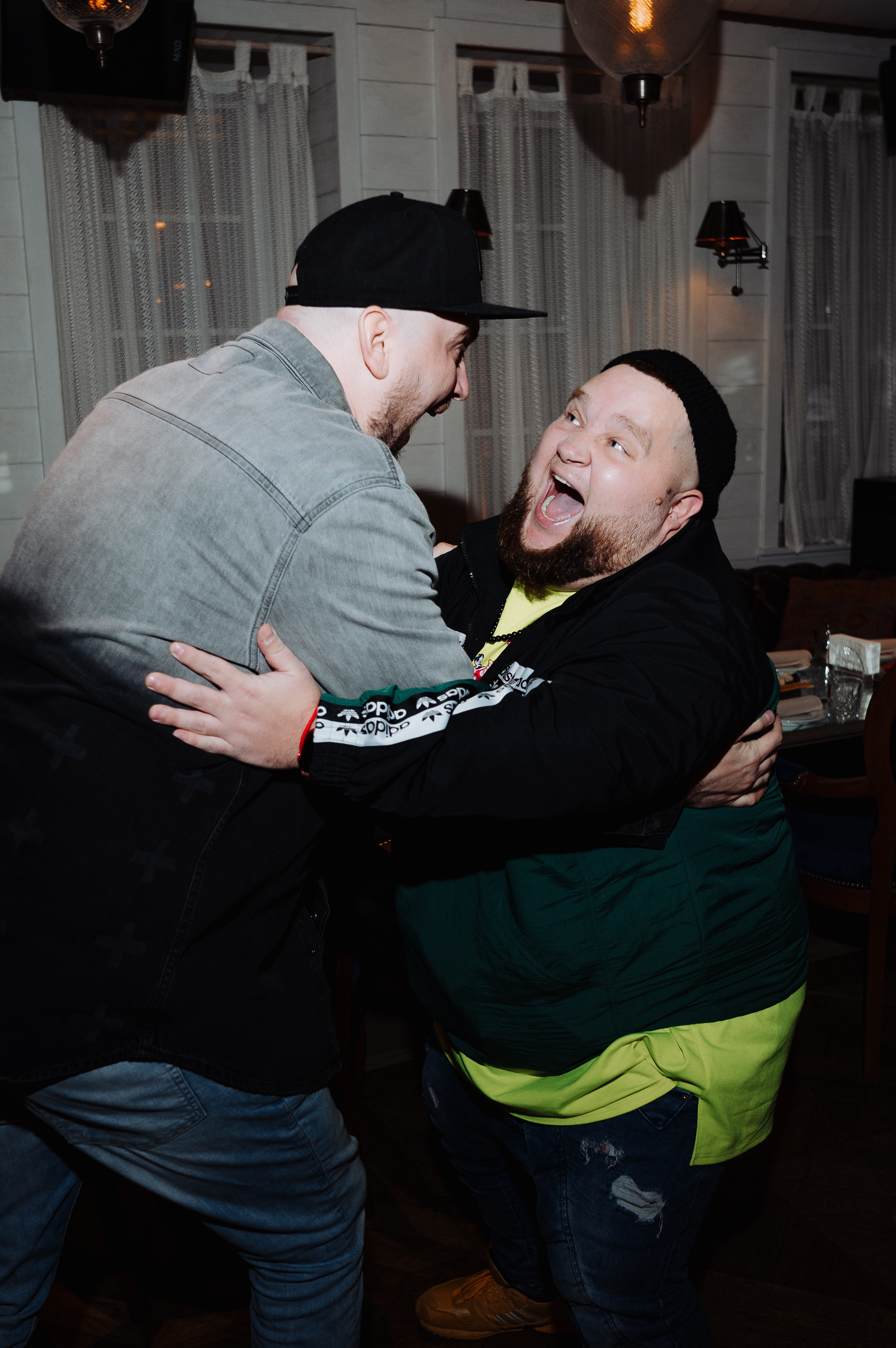 УГЛИ — Вечеринка в честь премьеры клипа VAVAN. Фотограф Вито Бурмасов | Москва