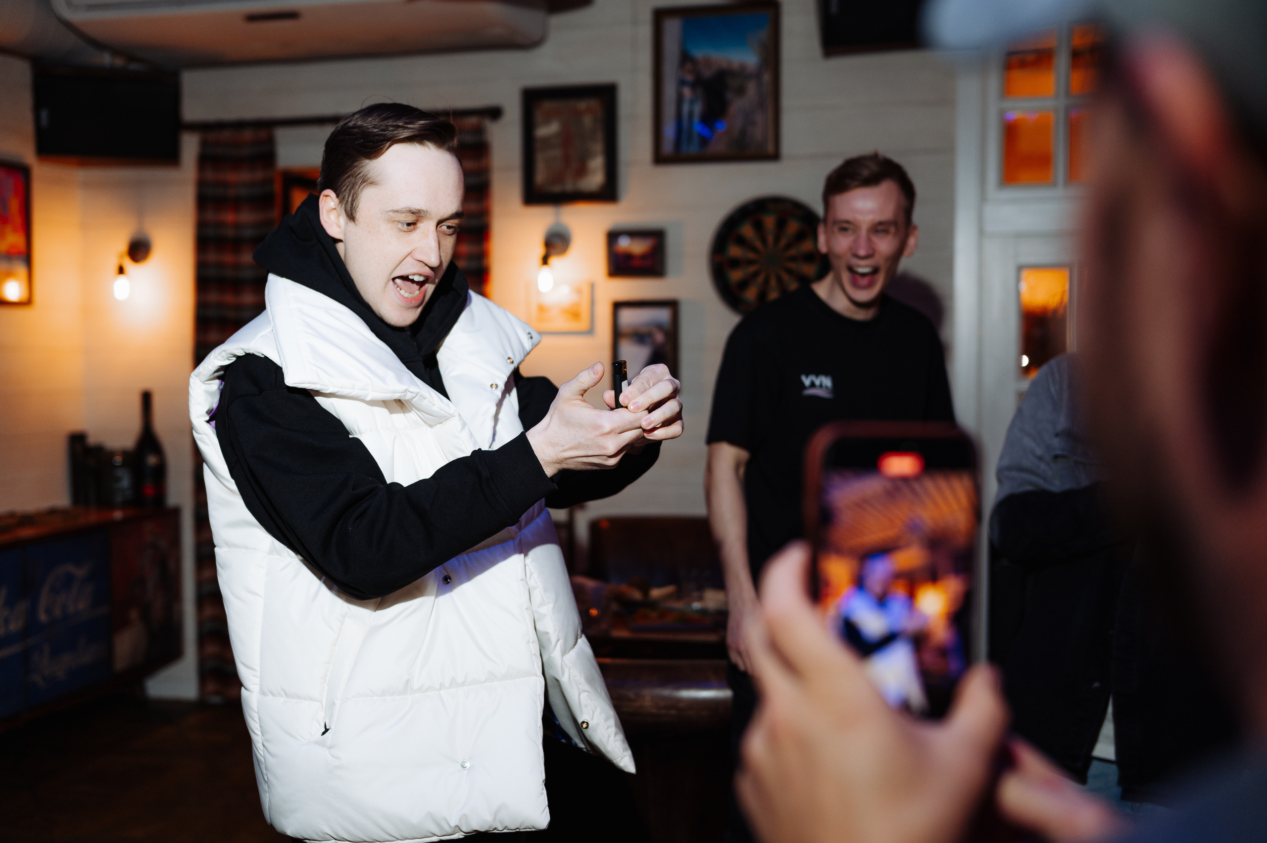 УГЛИ — Вечеринка в честь премьеры клипа VAVAN. Фотограф Вито Бурмасов | Москва