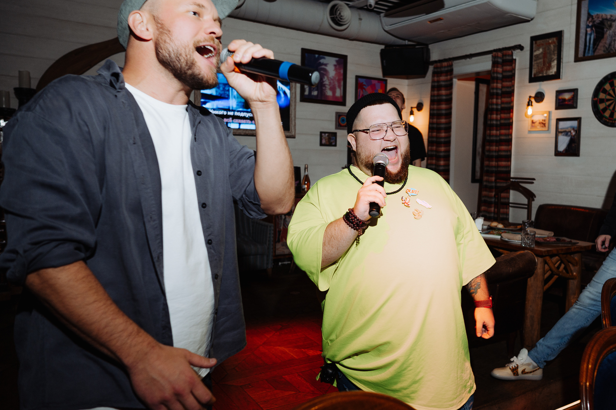 УГЛИ — Вечеринка в честь премьеры клипа VAVAN. Фотограф Вито Бурмасов | Москва