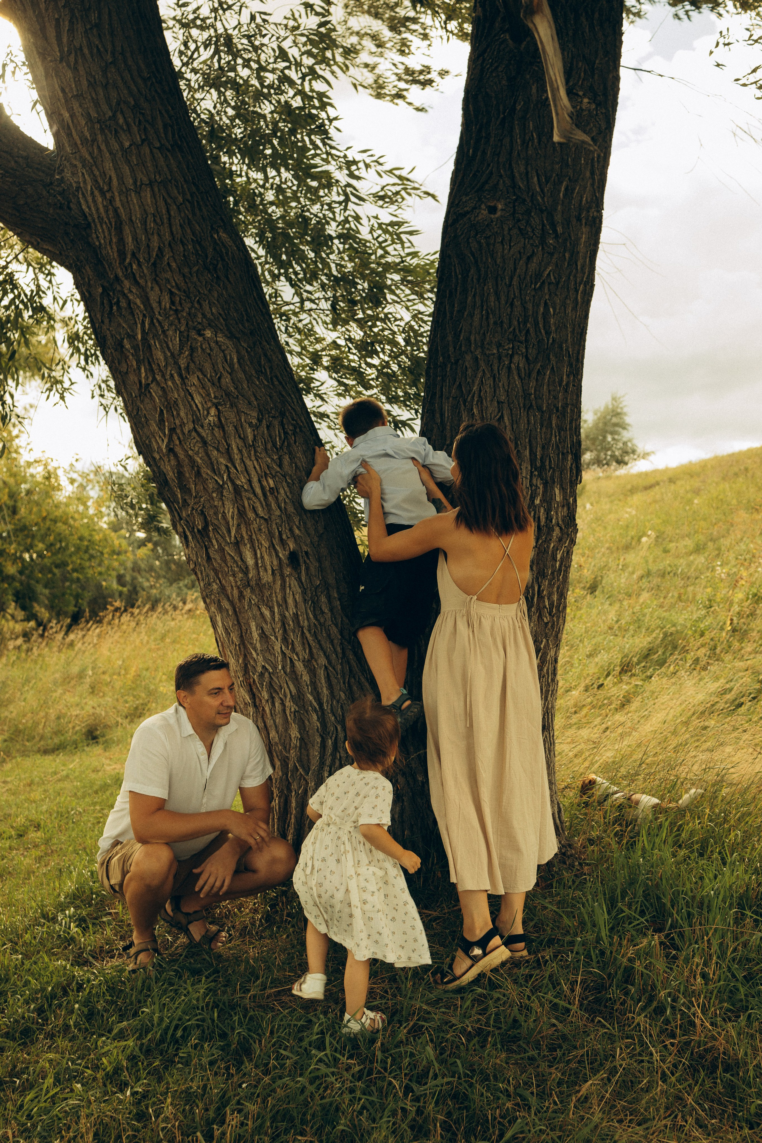 На природе. Семейный фотограф Новосибирск Фотограф на выписку Новосибирск